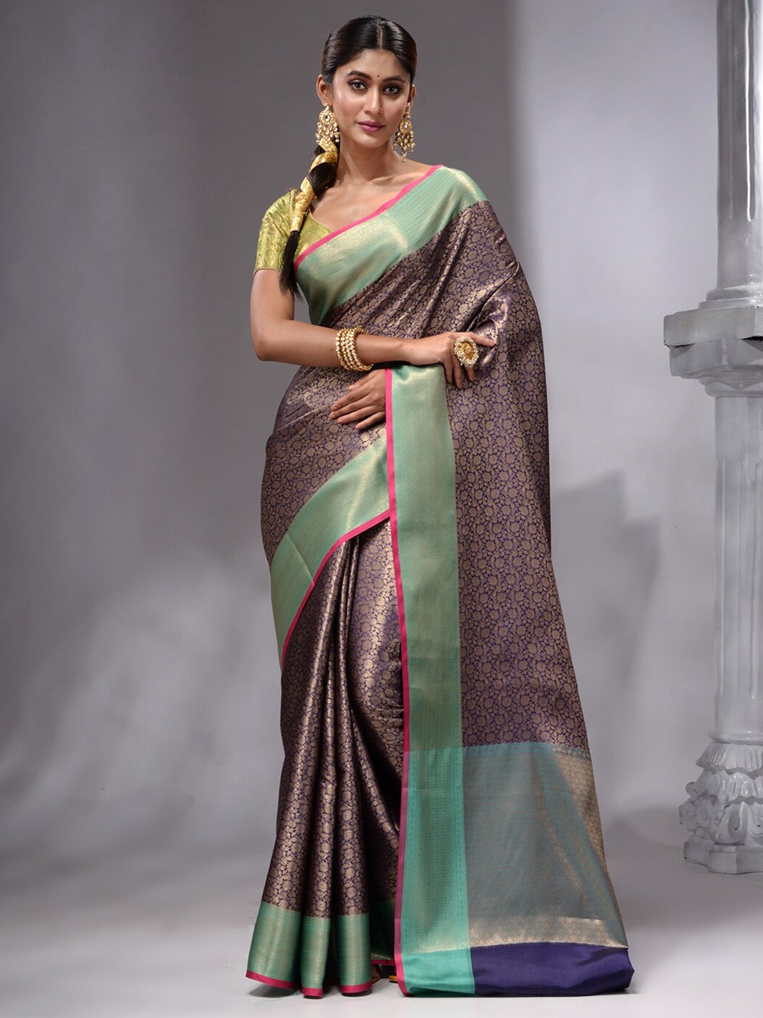 

HOUSE OF BEGUM Design Zari Silk Blend Banarasi Saree, Navy blue