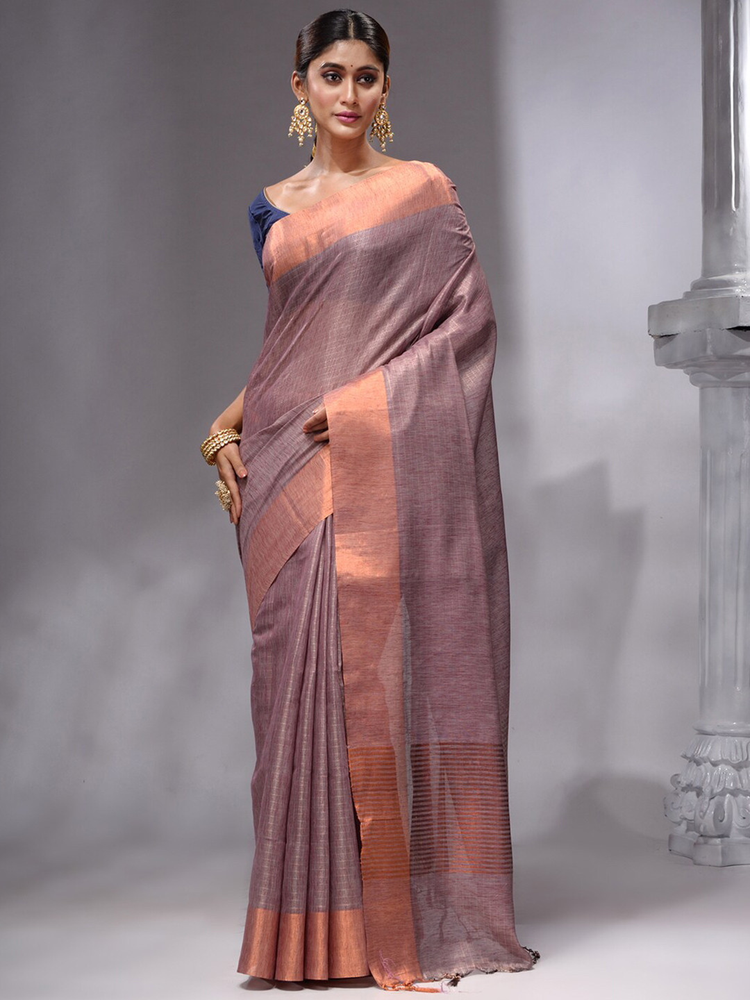 

HOUSE OF BEGUM Zari Border Pure Linen Banarasi Saree, Purple