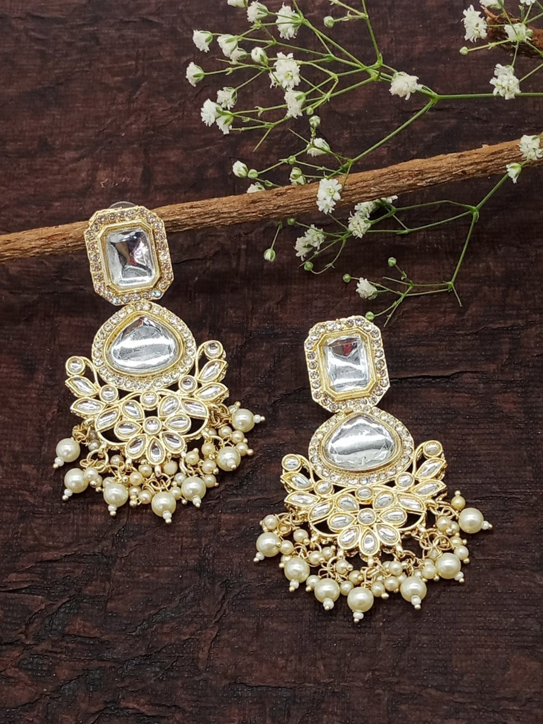 

AASHISH IMITATION Gold Plated Contemporary Kundan Studded & Beaded Drop Earrings