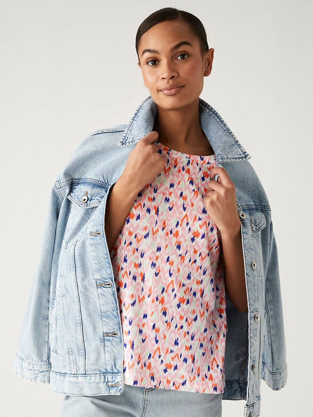 

Marks & Spencer Relaxed Fit Abstract Printed Casual T-shirt, Pink