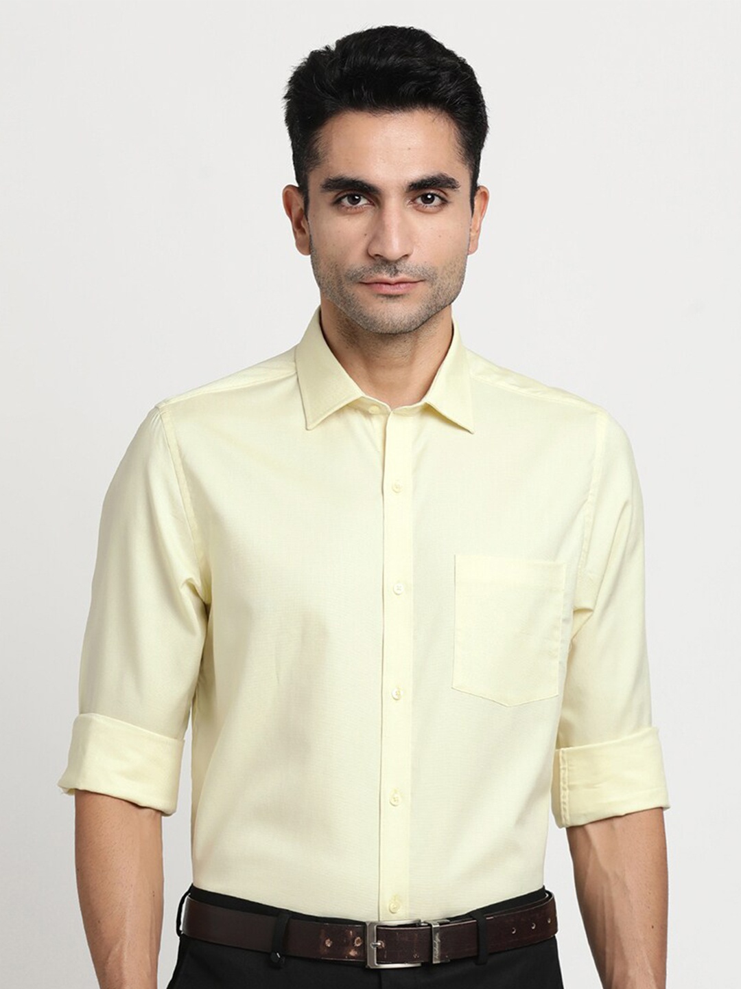 

Turtle Modern Slim Fit Spread Collar Pure Cotton Formal Shirt, Yellow