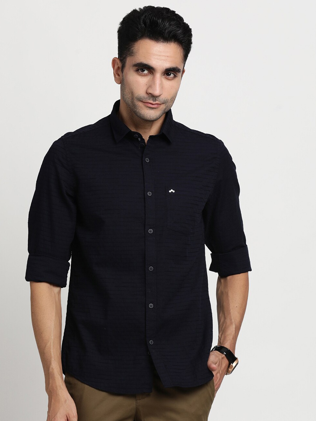

Turtle Relaxed Slim Fit Opaque Pure Cotton Casual Shirt, Navy blue