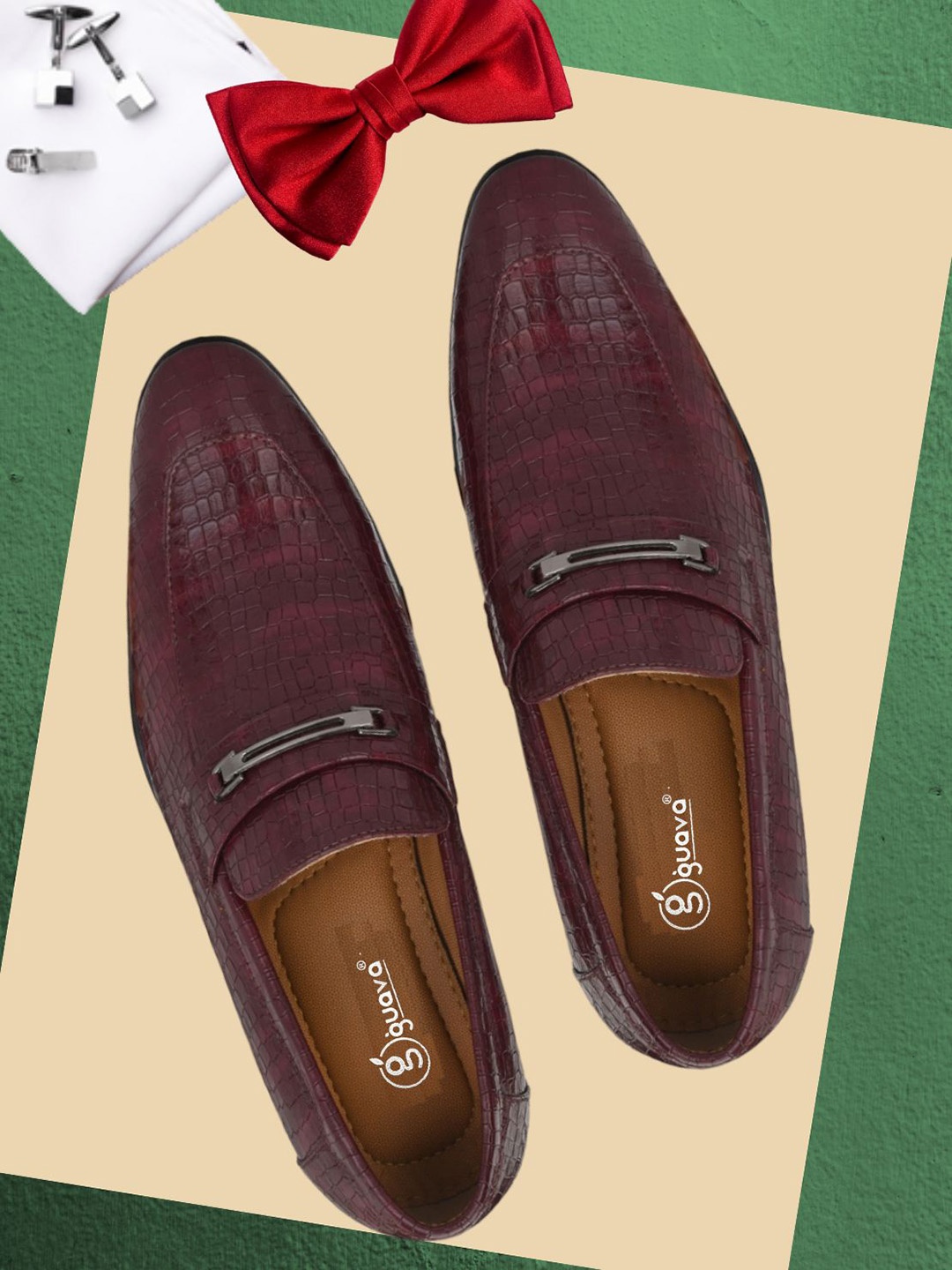 

Guava Men Textured Formal Horsebit Loafers, Maroon