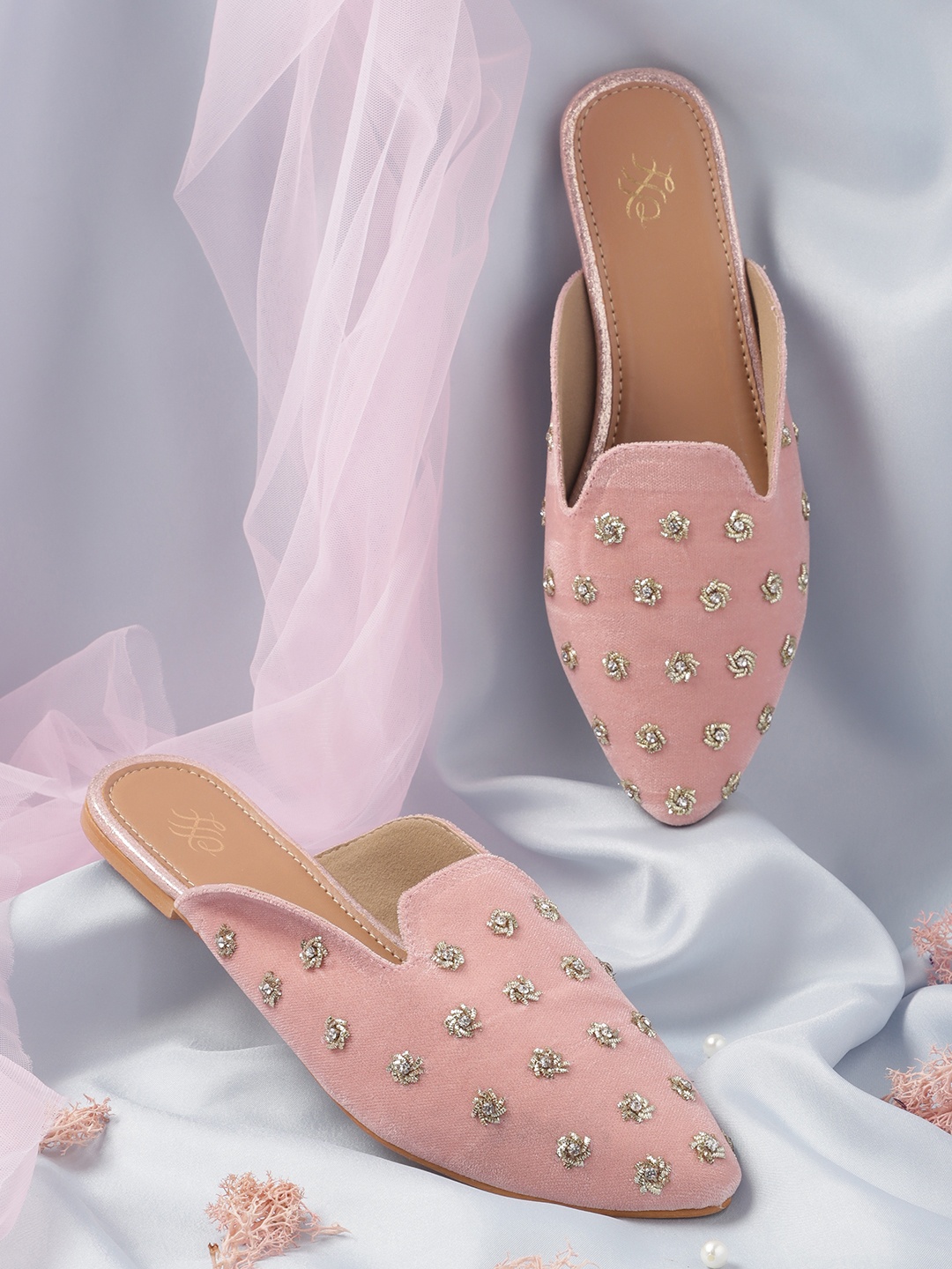 

House of Pataudi Women Embellished Ethnic Mules, Pink