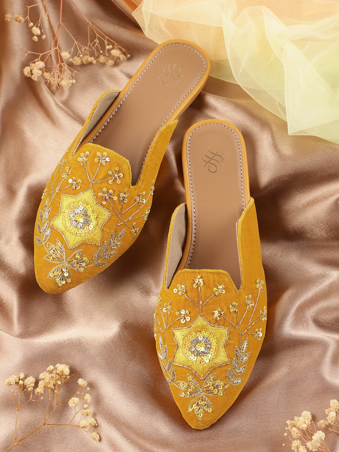 

House of Pataudi Women Embellished Ethnic Mules, Yellow