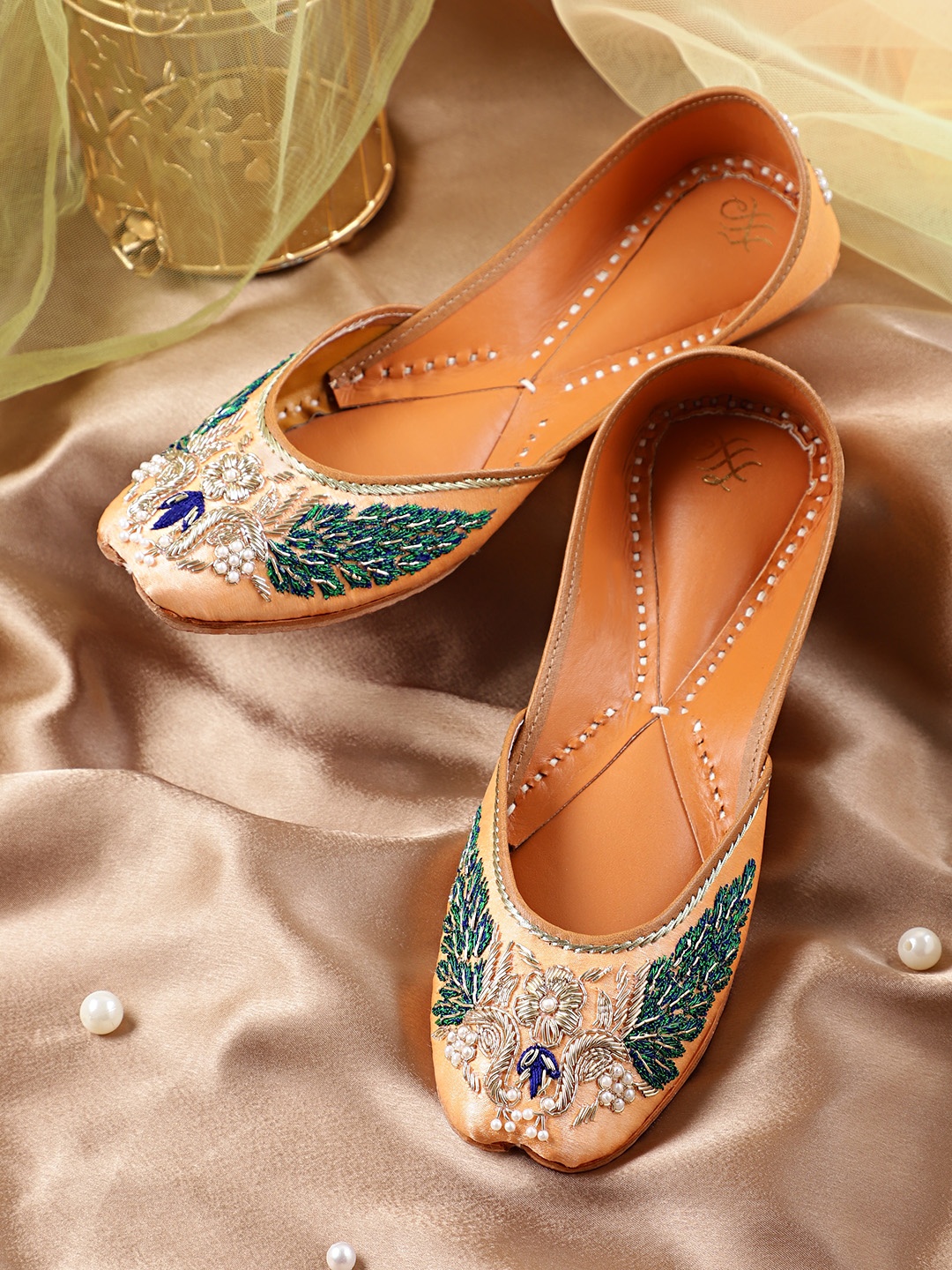 

House of Pataudi Women Embellished Party Mojaris, Peach