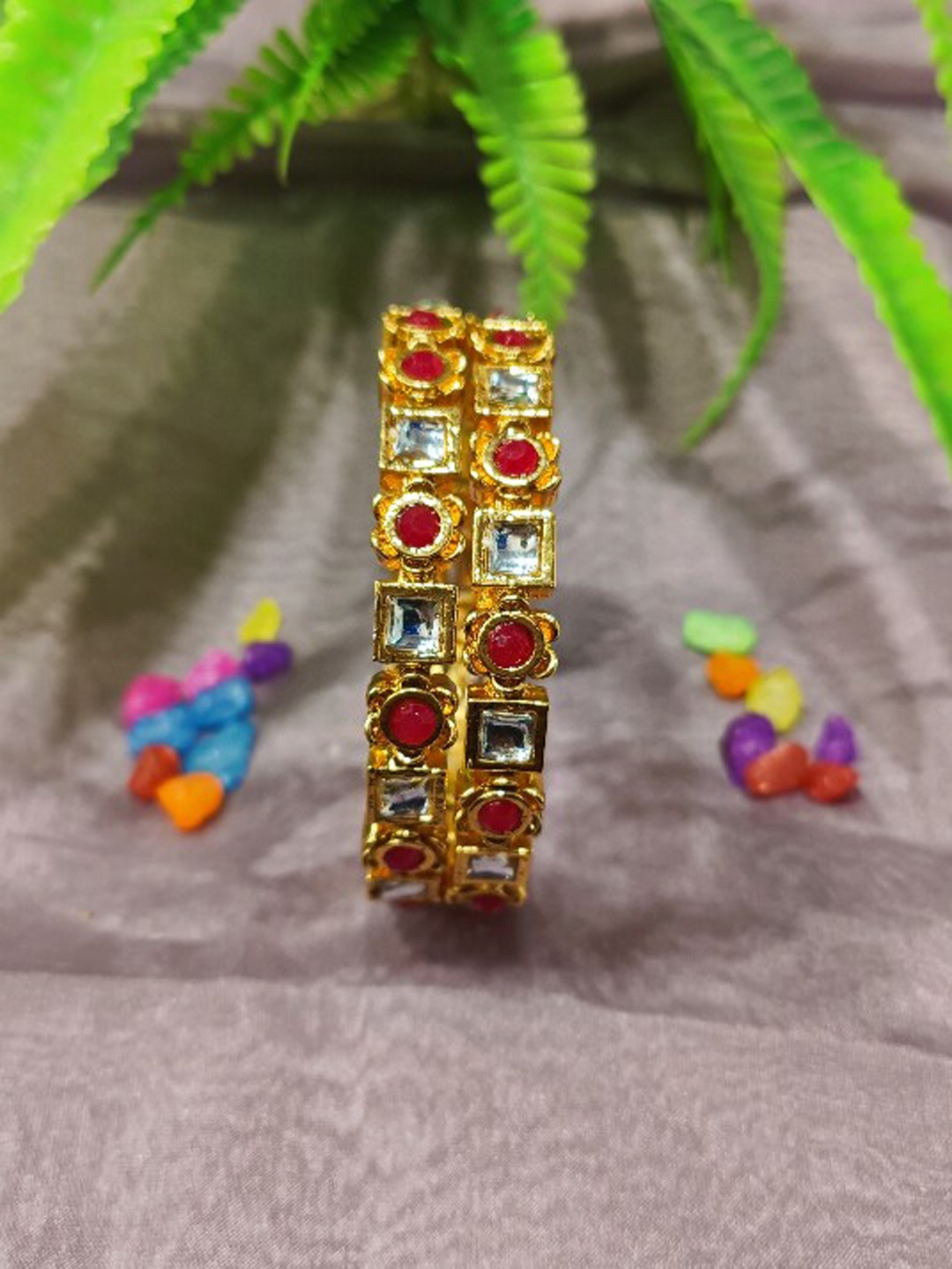 

FEMMIBELLA Set Of 2 Gold-Plated Kundan-Studded Bangle