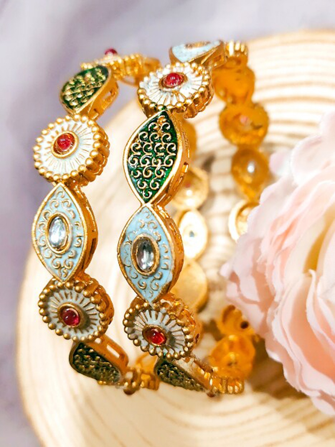 

FEMMIBELLA Set Of 2 Gold-Plated Meenakari Design Bangles