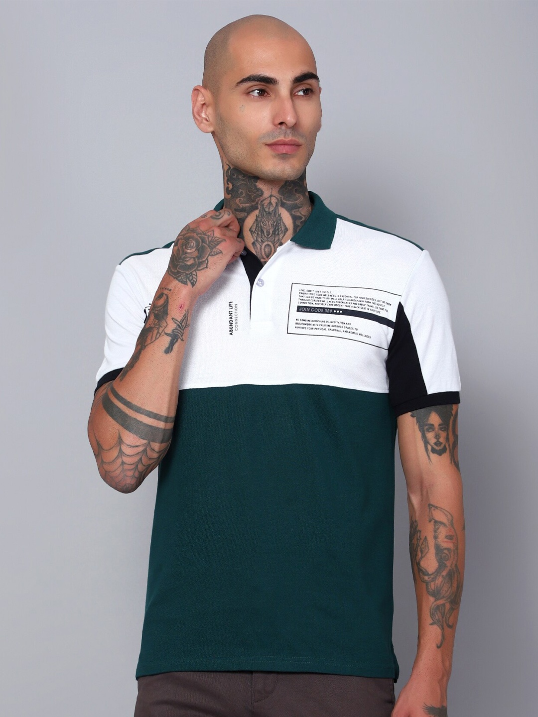 

Cantabil Colourblocked Polo Collar Cotton T-shirt, White