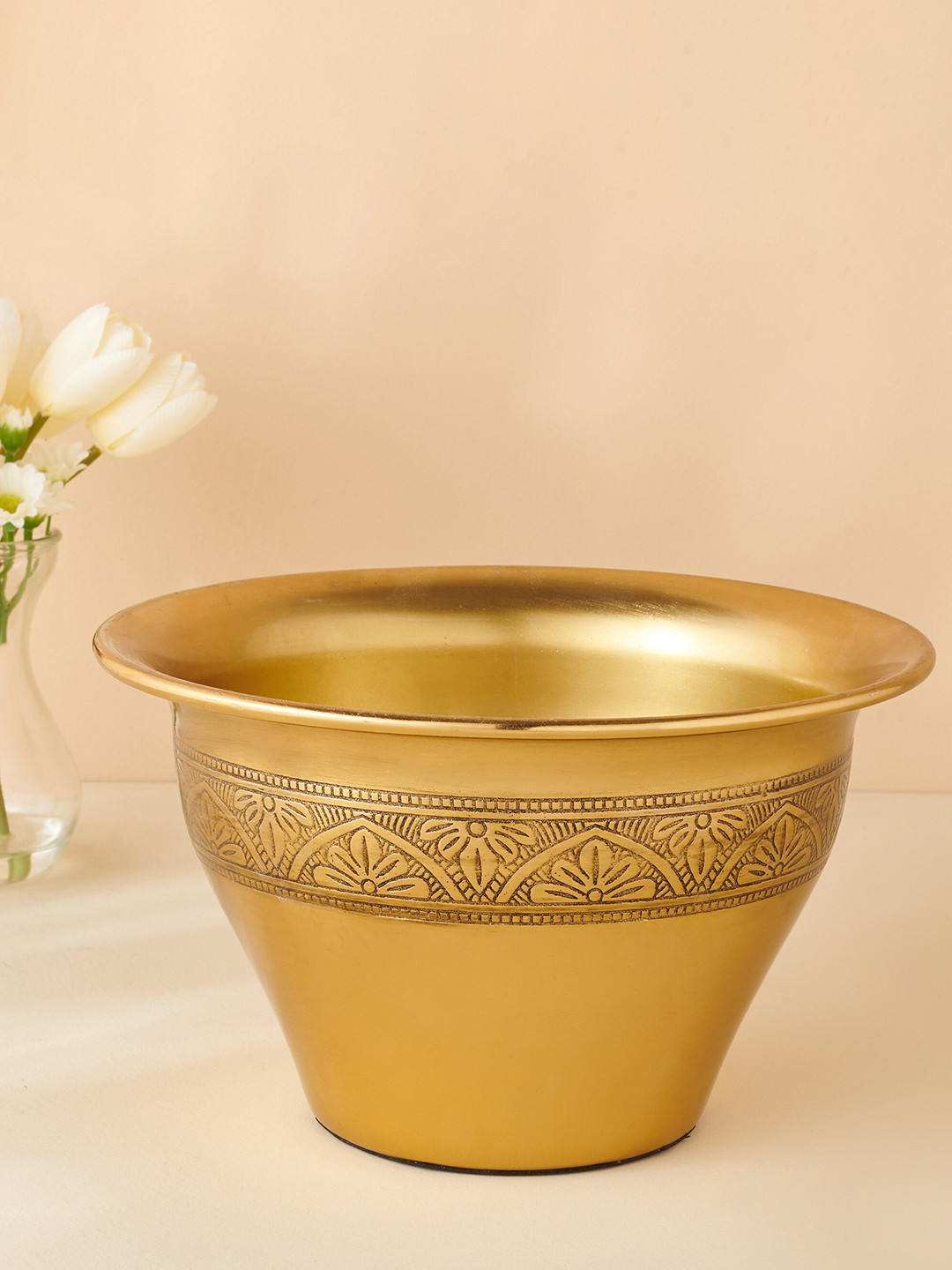 

Home Centre Hoovu Gold Toned Textured Aluminium Desk Planter