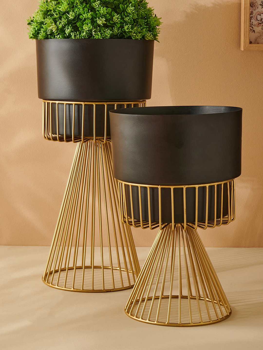 

Home Centre Gloria Black Iron Planters With Stand