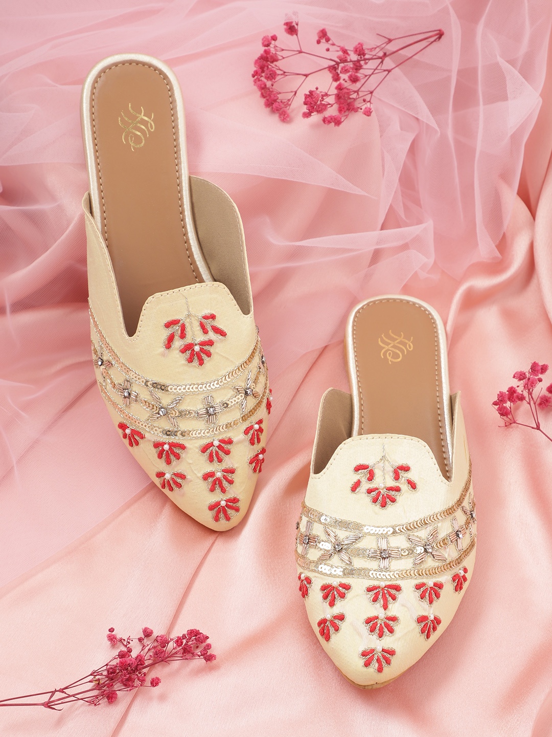 

House of Pataudi Women Handcrafted Embellished Ethnic Mules, Gold