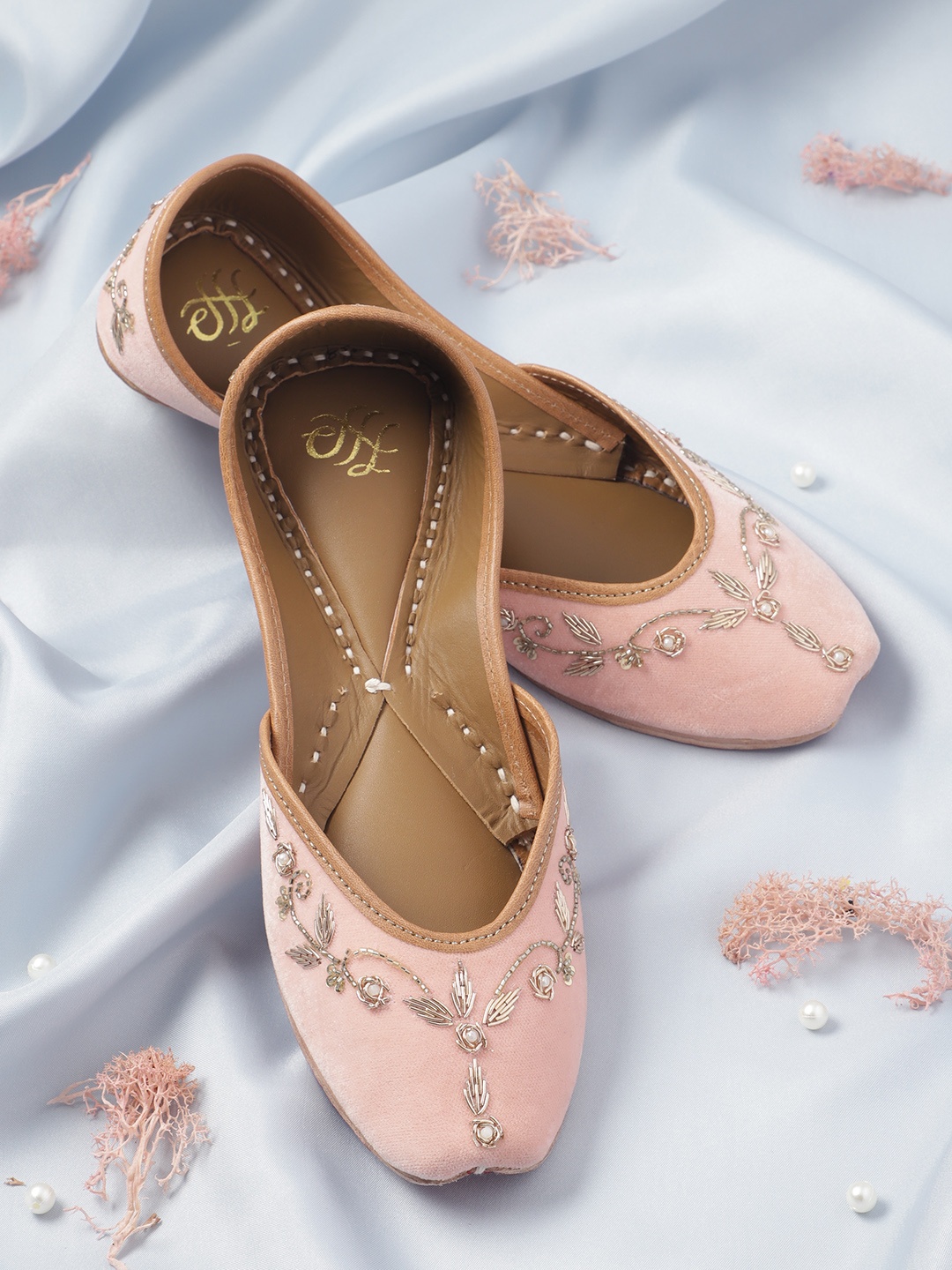 

House of Pataudi Women Embellished Handcrafted Mojaris, Pink