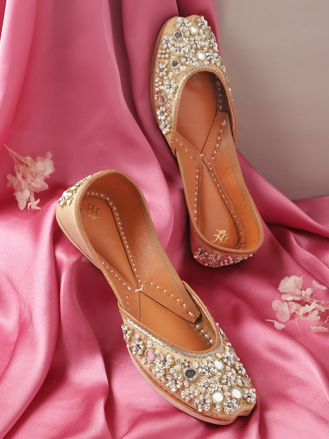 

House of Pataudi Women Embellished Handcrafted Mojaris, Beige