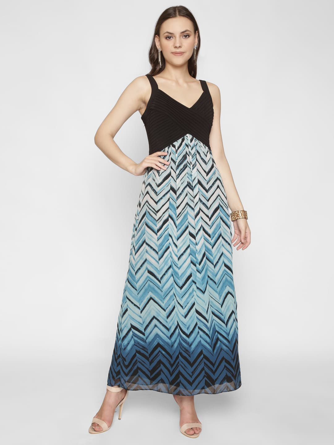 

250 DESIGNS Chevron Printed Pleated Detailed Maxi Dress, Blue