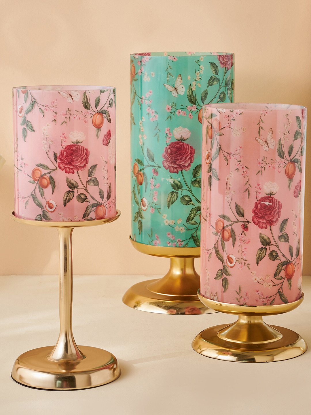 

Home Centre Hoovu Pink Floral Printed Decal Vase With Stand