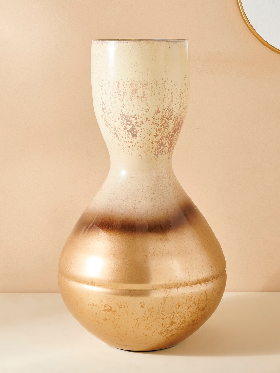 

Home Centre Eternity Vogue Brown & Beige Aluminium Bouquet Vase