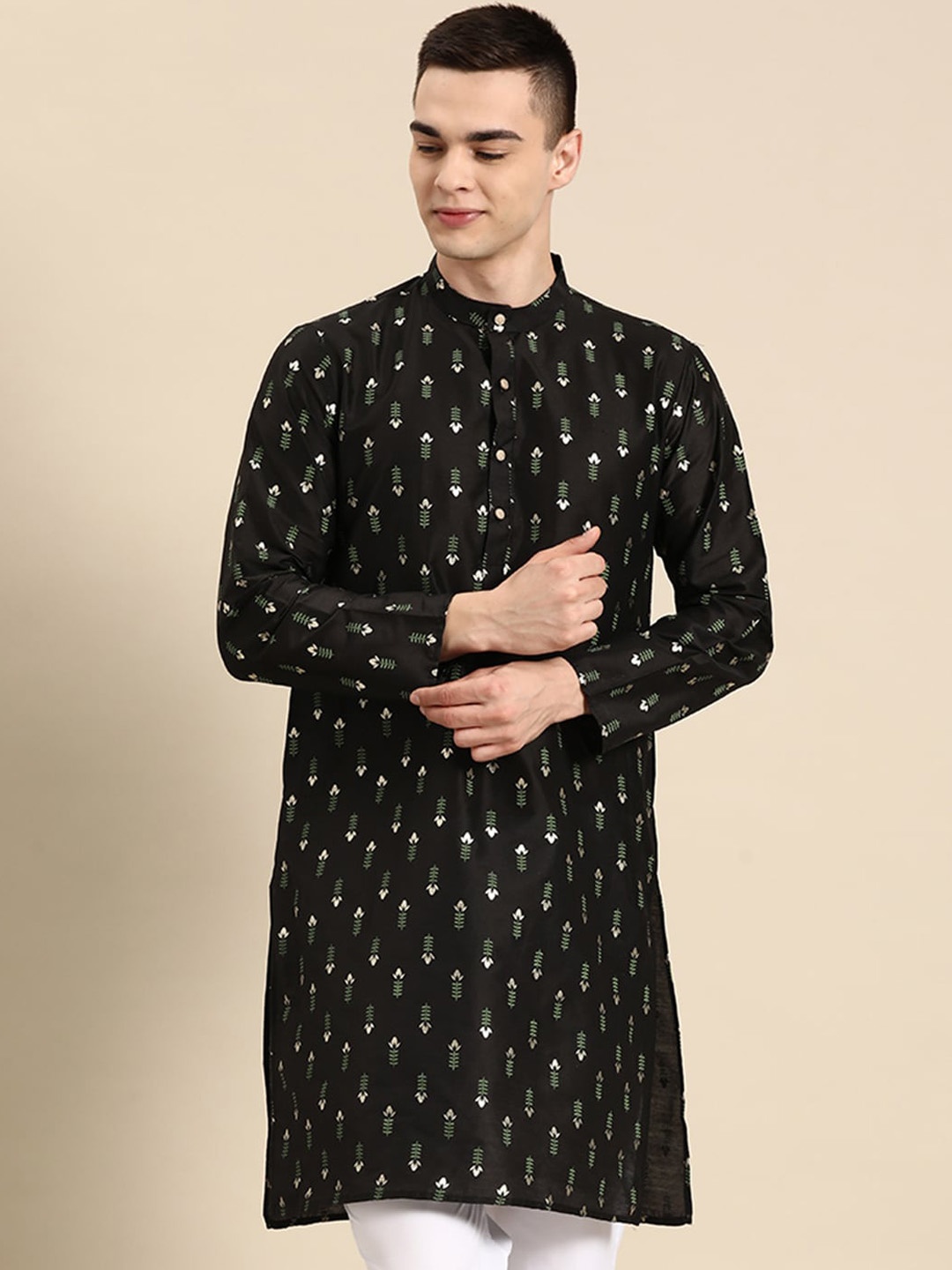 

Anouk Black Floral Printed Mandarin Collar Kurta