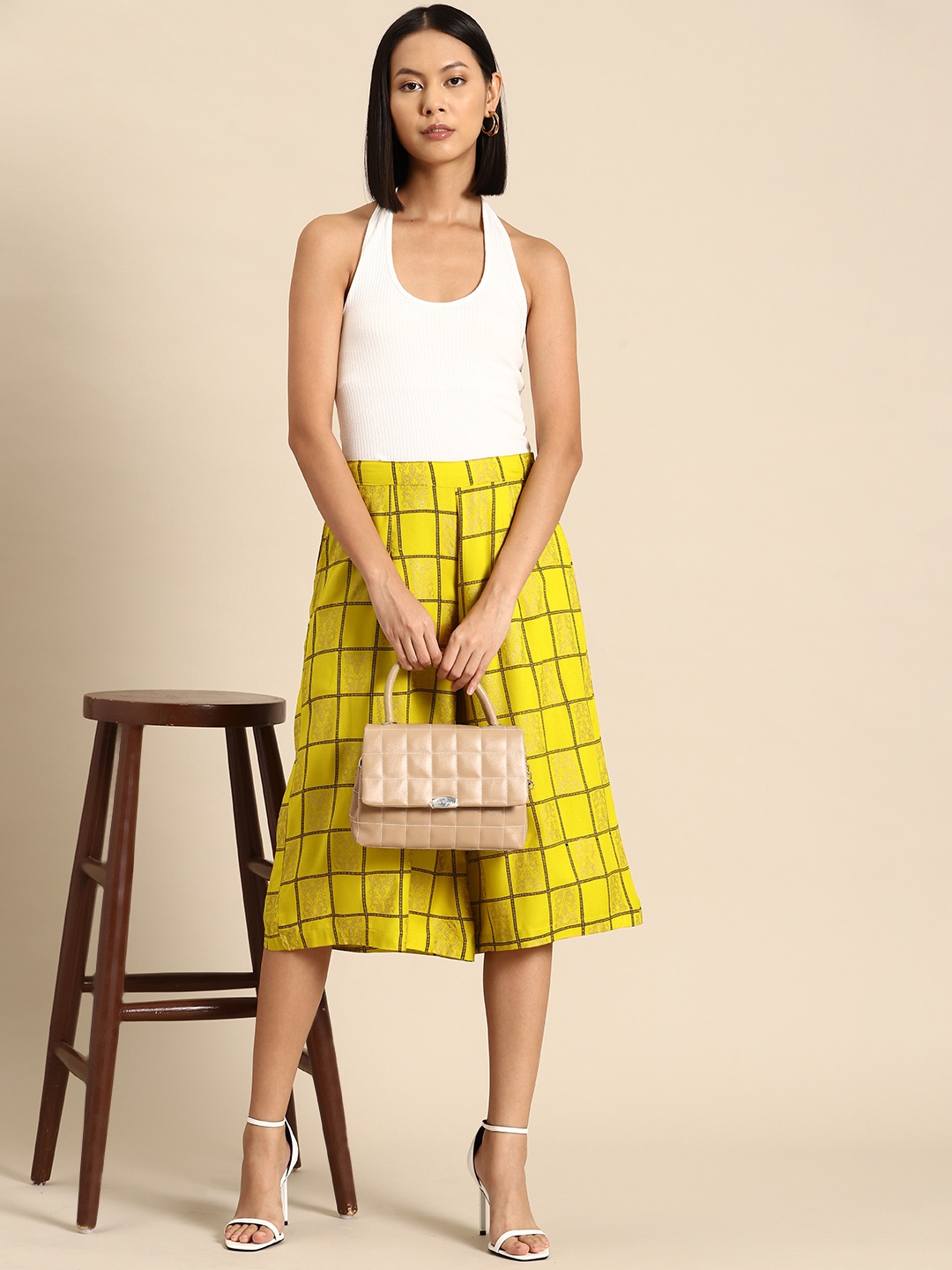 

all about you Women Checked Shorts, Yellow