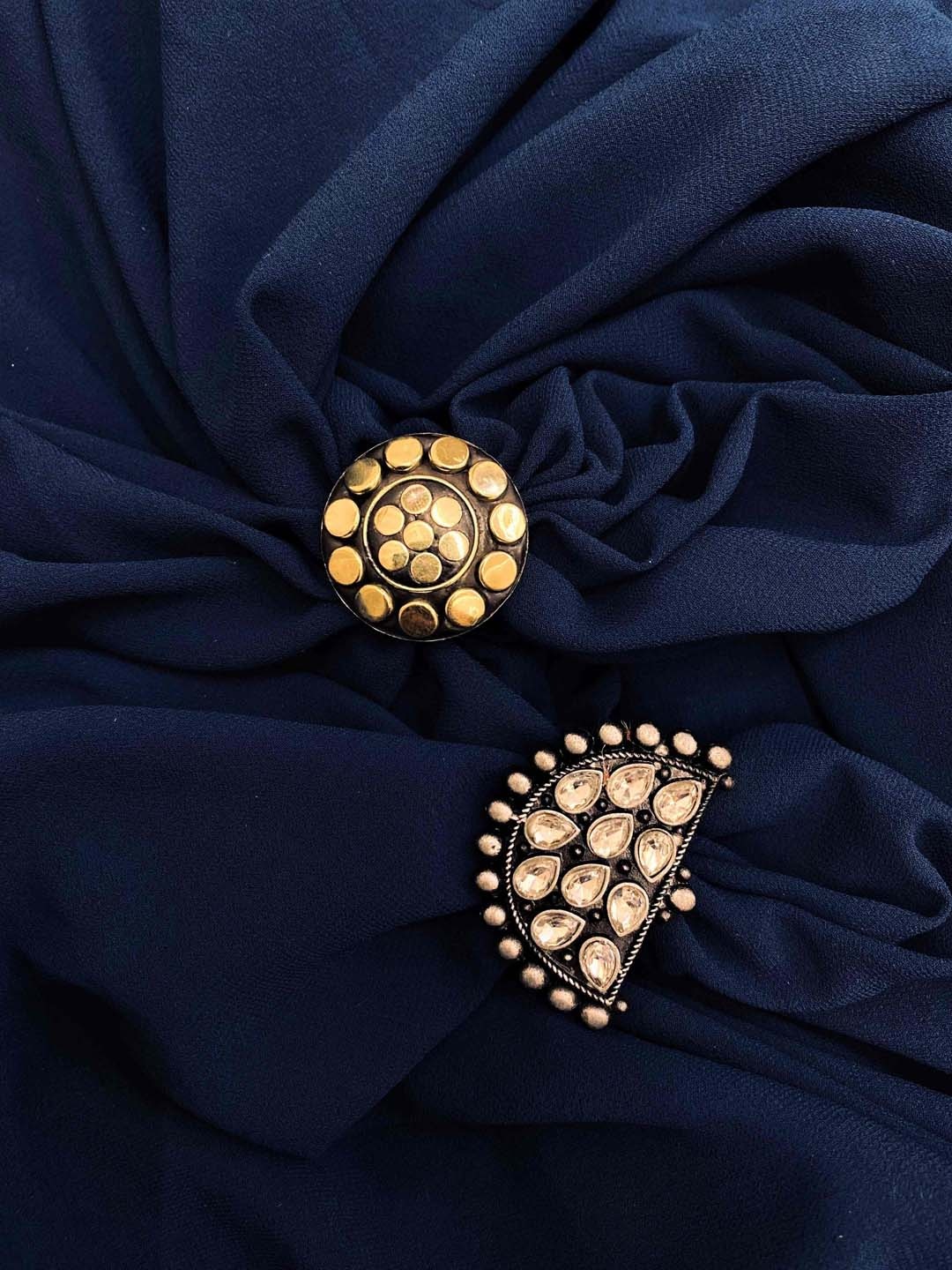 

ATIBELLE Set Of 2 Silver-Plated Kundan-Studded Adjustable Finger Rings