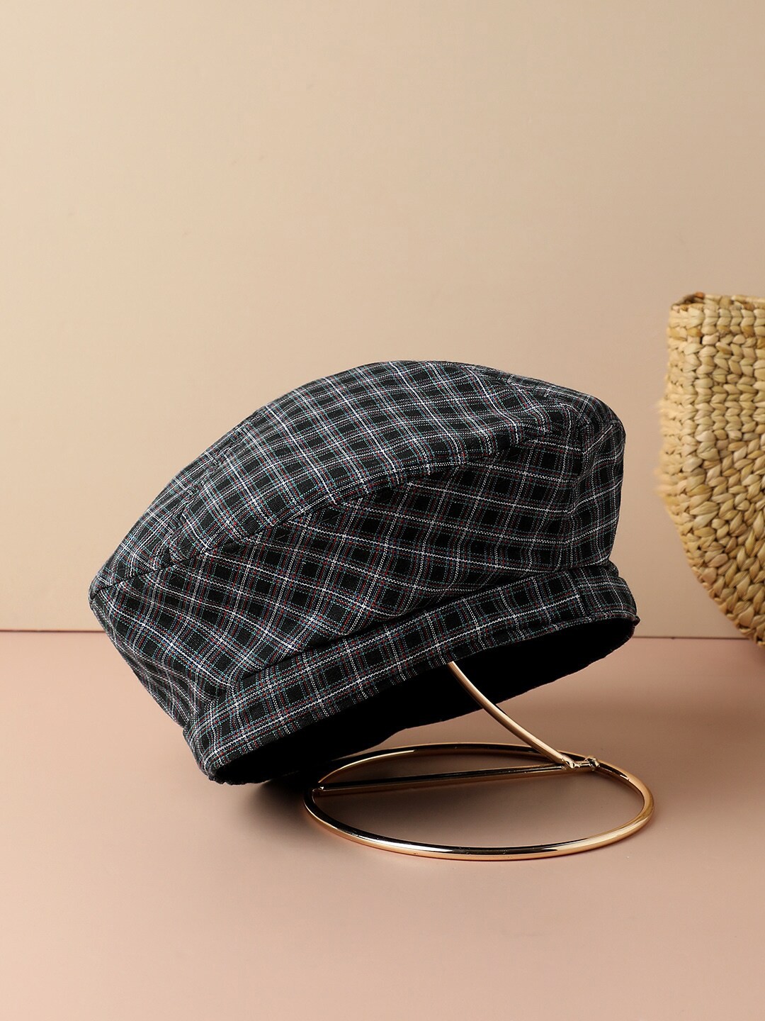 

HAUTE SAUCE by Campus Sutra Checked Beret Hat, Black