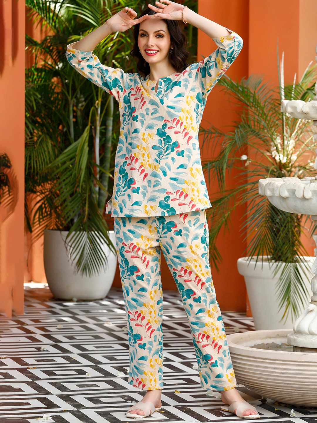 

JISORA Floral Printed Pure Cotton Night suit, White