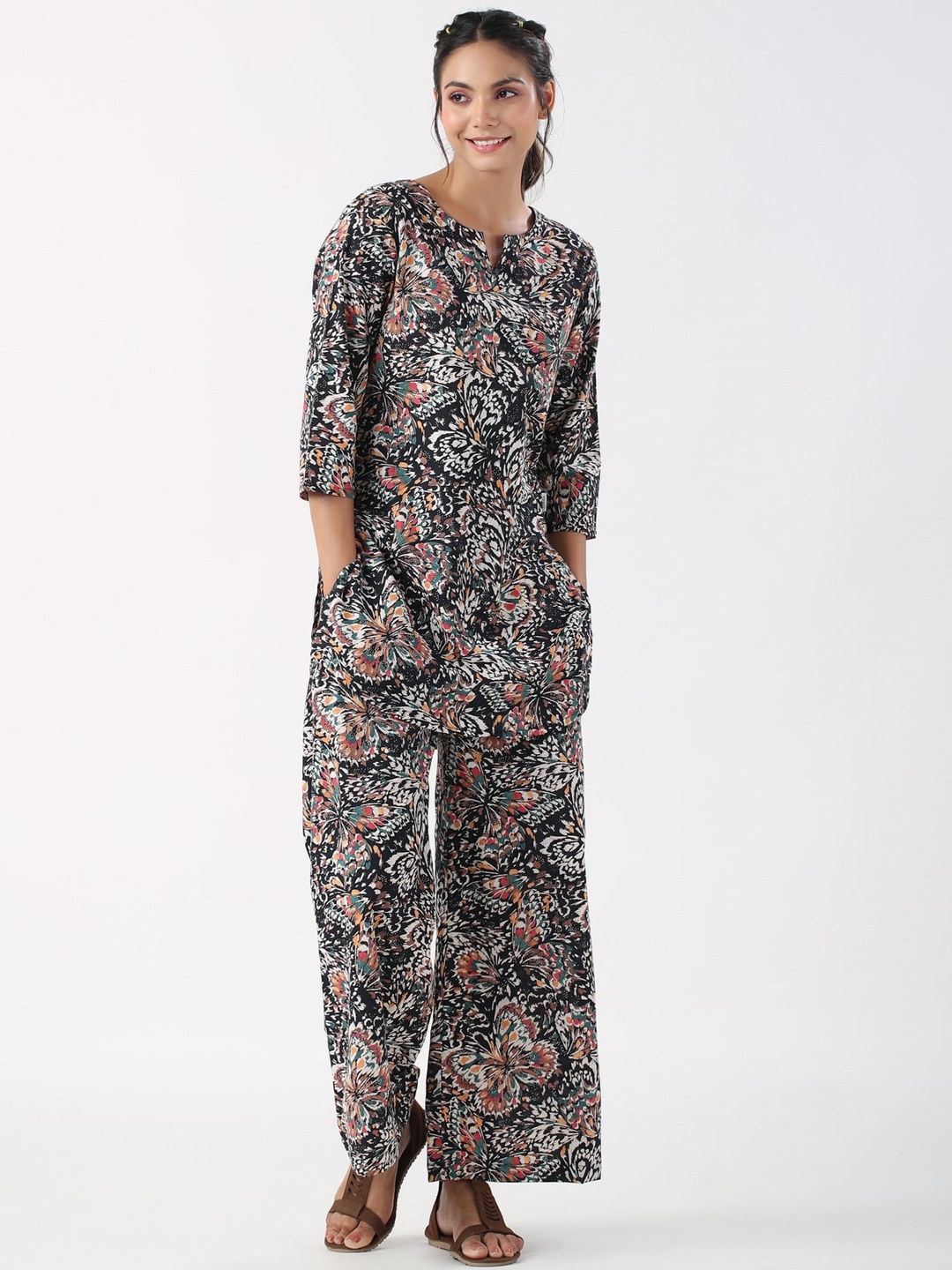 

JISORA Black Conversational Printed Pure Cotton Top & Pyjamas Night Suits