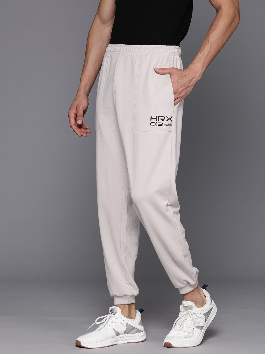 

HRX by Hrithik Roshan Men Lifestyle Joggers, Off white