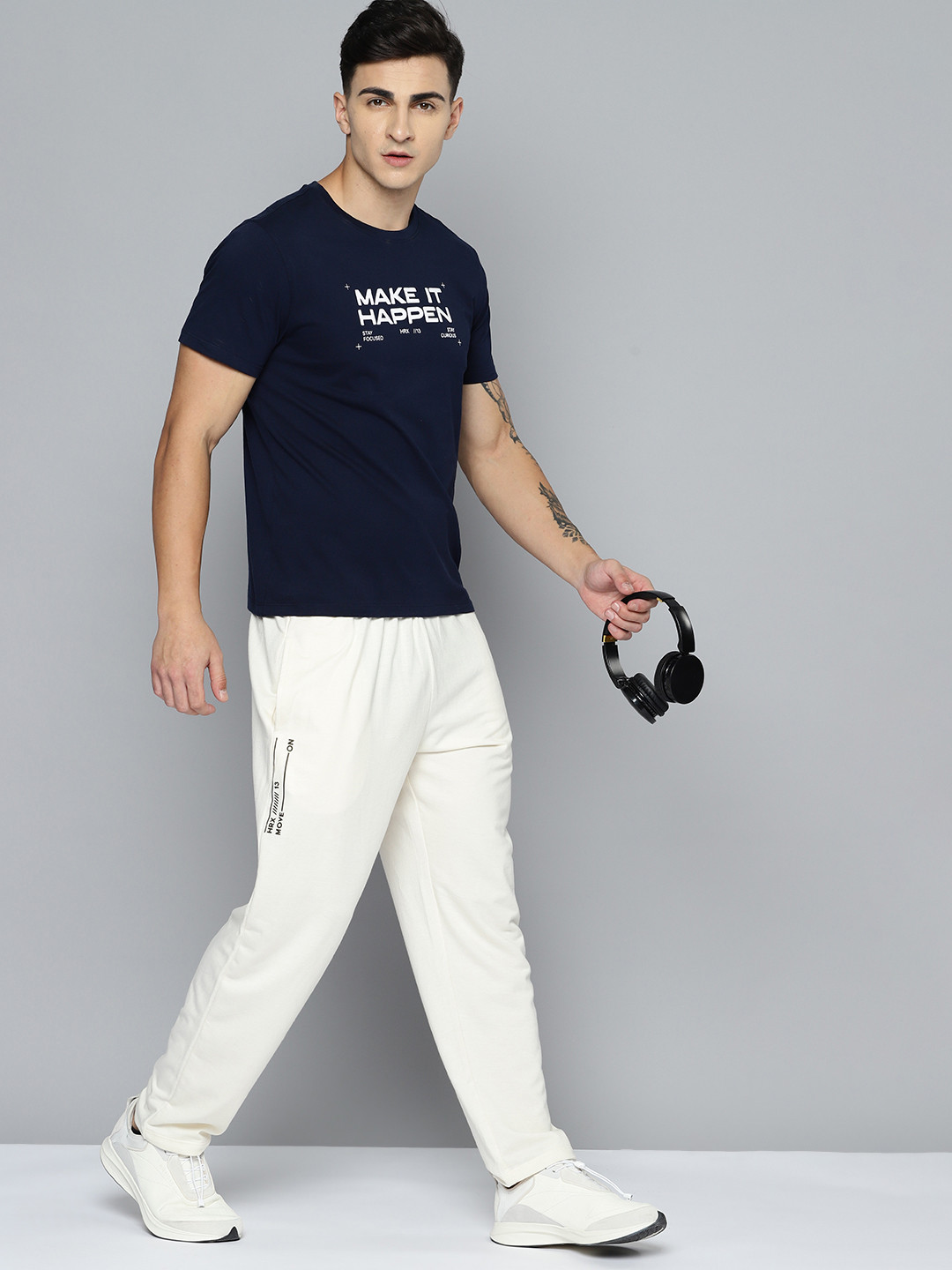 

HRX by Hrithik Roshan Men Regular Fit Lifestyle Track Pants, Off white