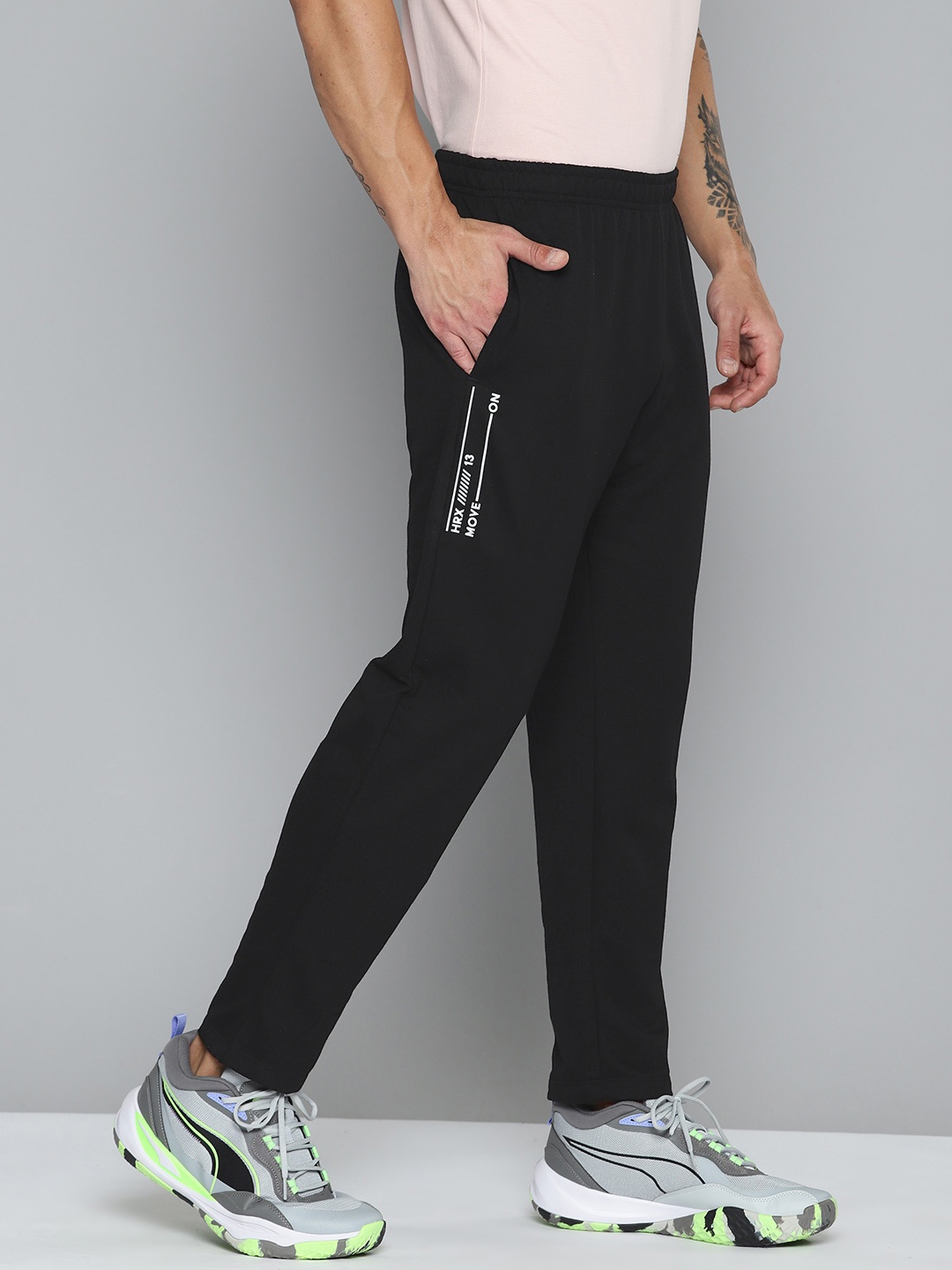 

HRX by Hrithik Roshan Regular Fit Casual Track Pants, Black