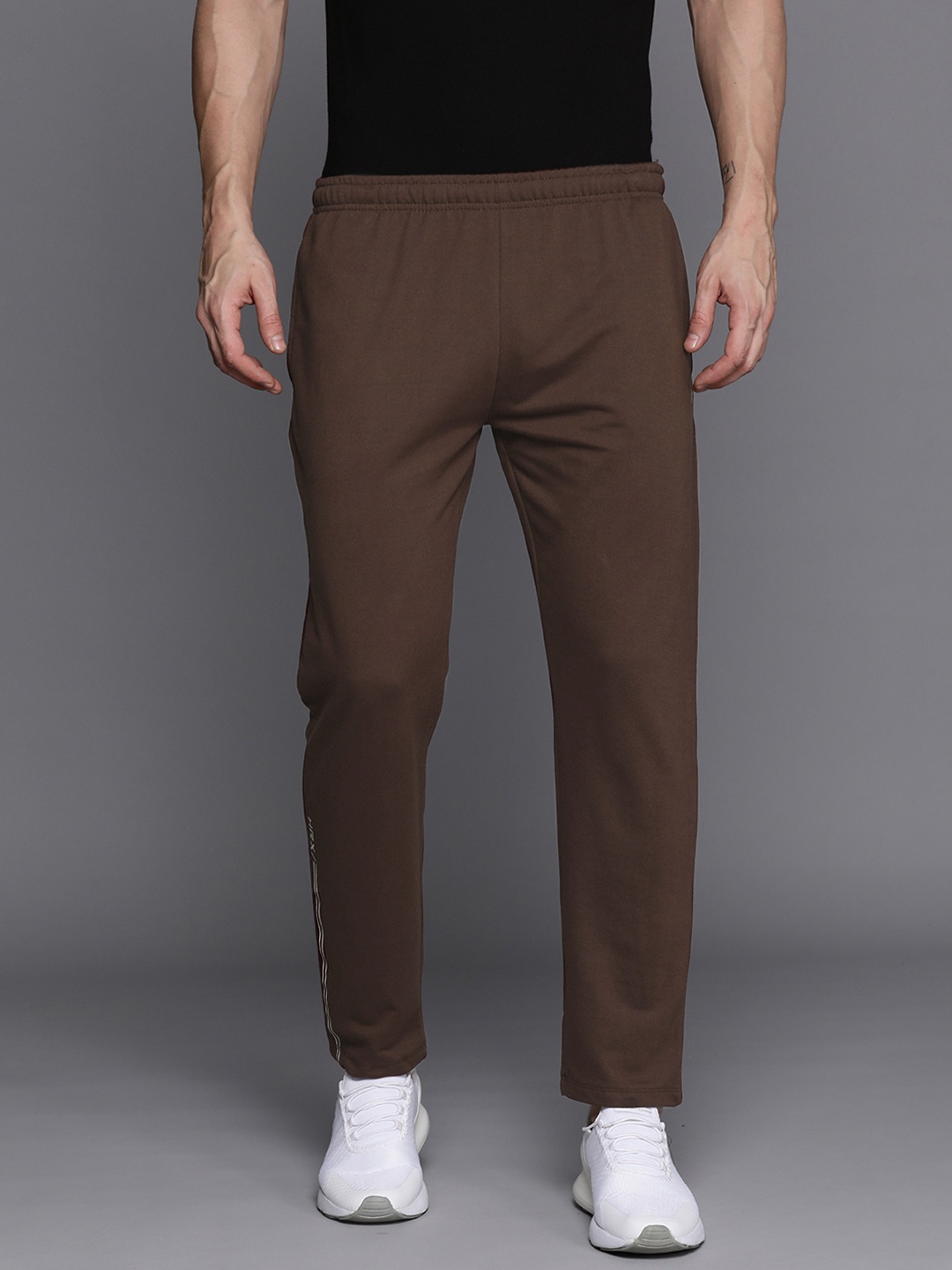 

HRX by Hrithik Roshan Men Regular Fit Lifestyle Track Pants, Brown