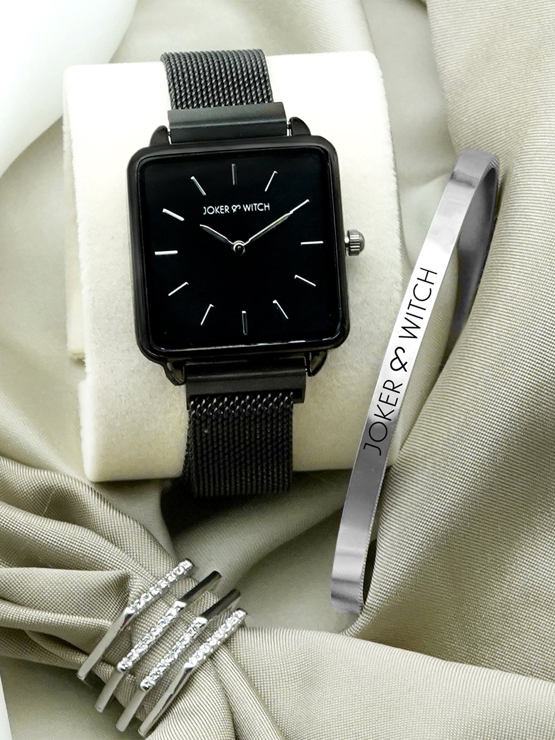 

JOKER & WITCH Luna Love Triangle Women Watch Gift Set JWLT237, Black