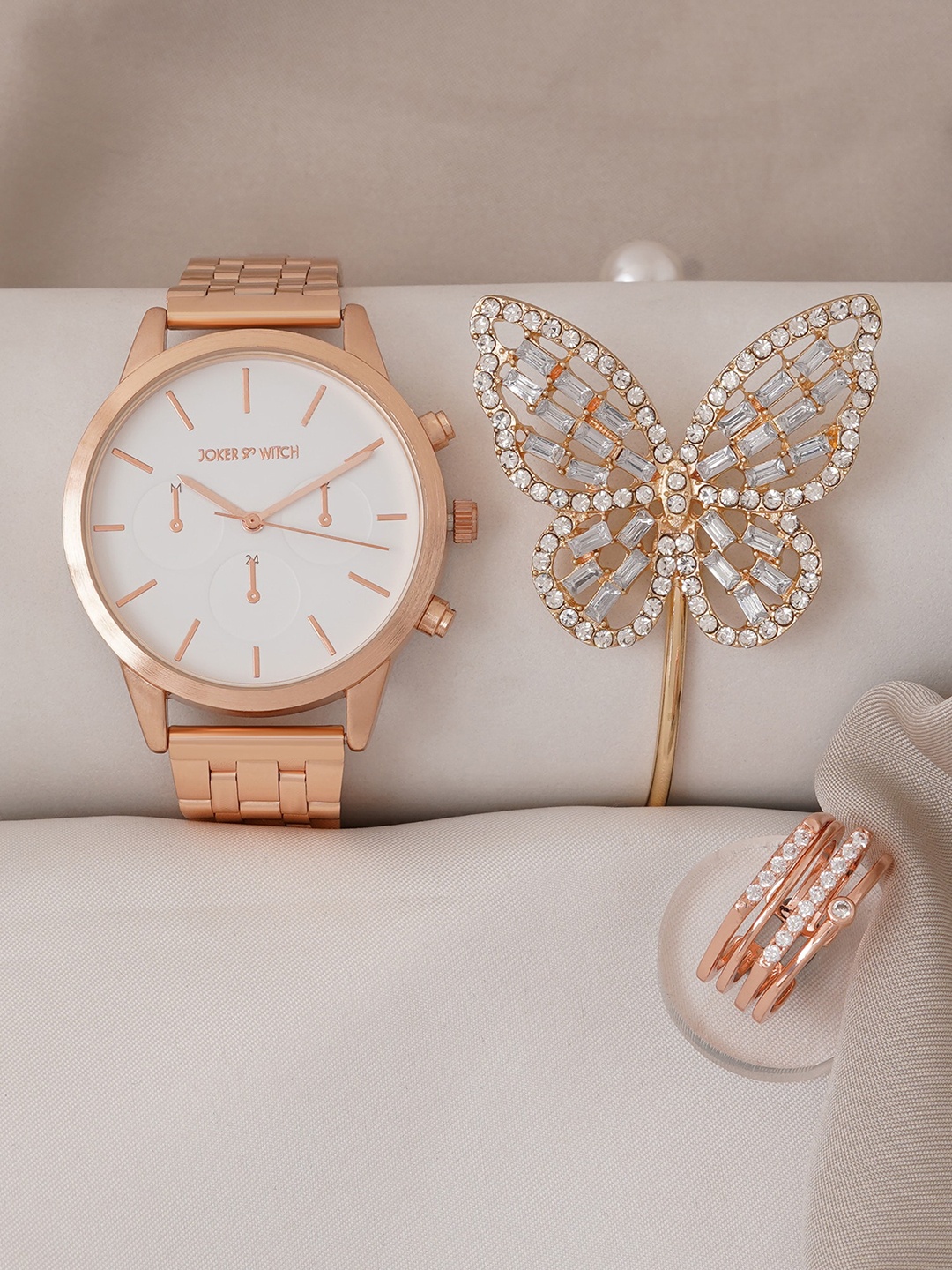 

JOKER & WITCH Women Emery Love Triangle Watch Gift Set JWLT729, Rose gold