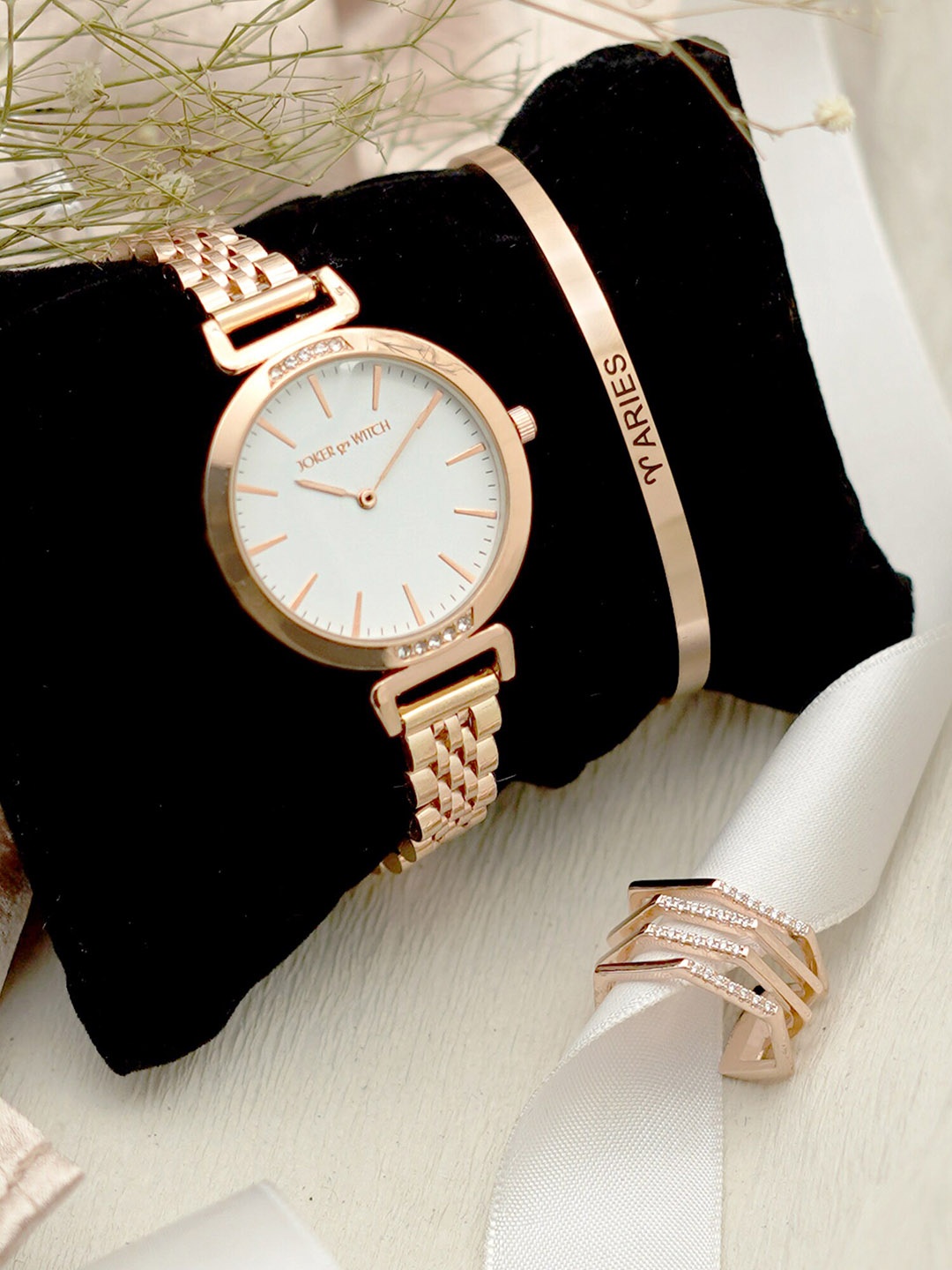 

JOKER & WITCH Women Stainless Steel Glistening Love Aries Love Triangle Watch Gift Set, Rose gold