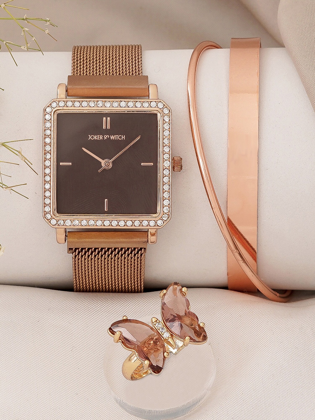 

JOKER & WITCH Women Mariam Love Triangle Watch Gift Set, Rose gold