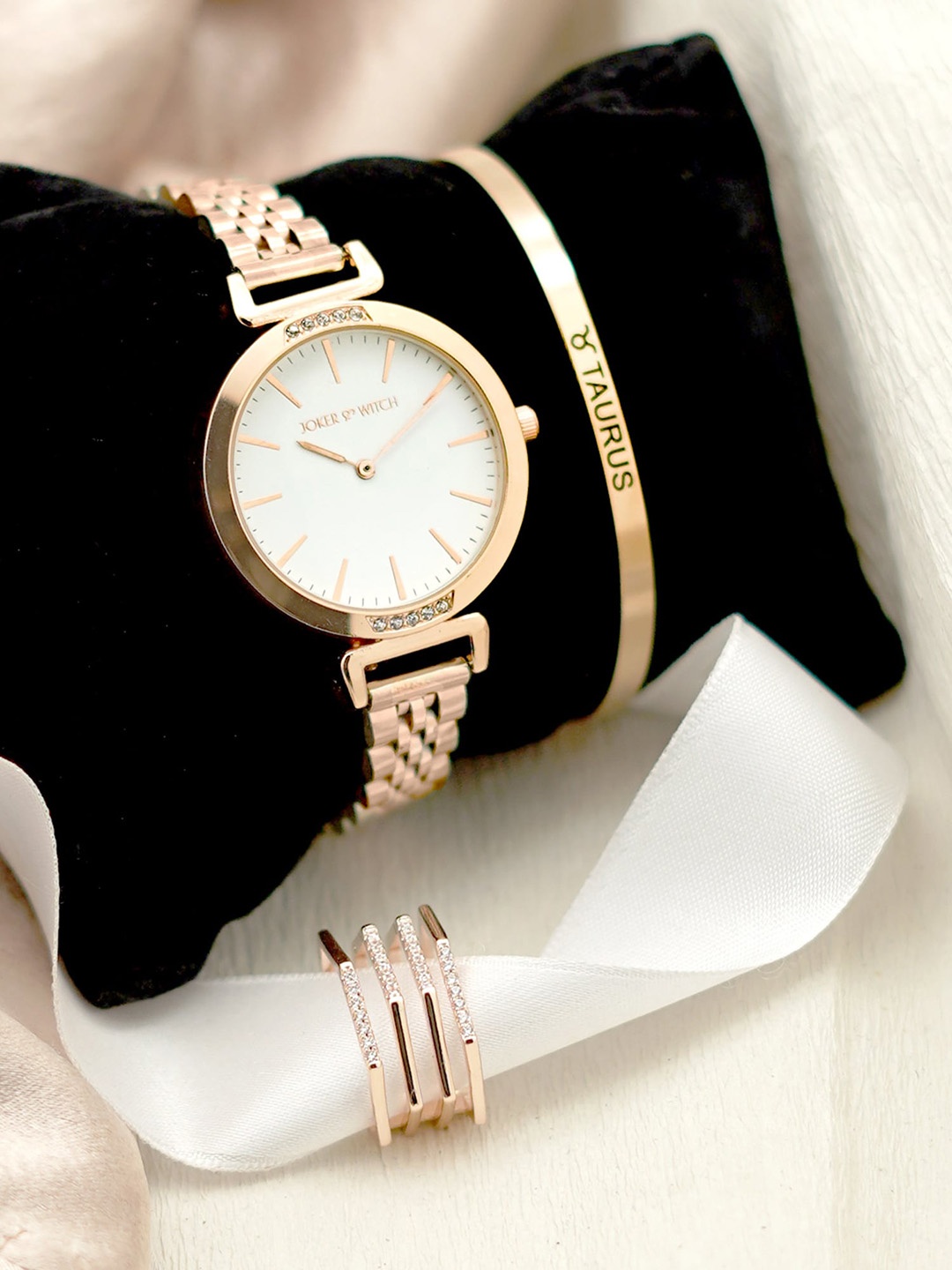 

JOKER & WITCH Women Minimal Embellished Stainless Steel Analogue Watch Gift Set JWLT100, White