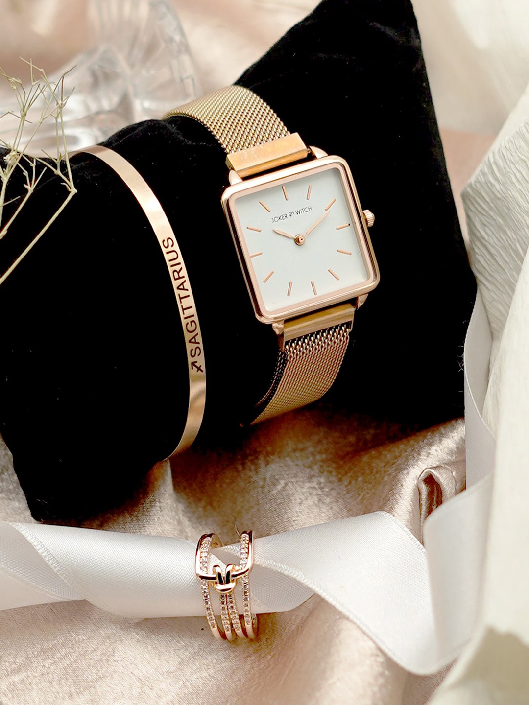 

JOKER & WITCH Women Analogue Watch Gift Set JWLT119, Rose gold