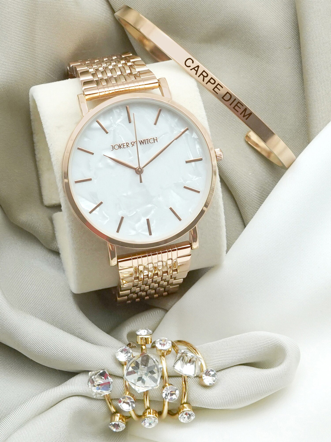 

JOKER & WITCH Women Moon Dust Love Triangle Jewellery & Watch Gift SetJWLT281, White