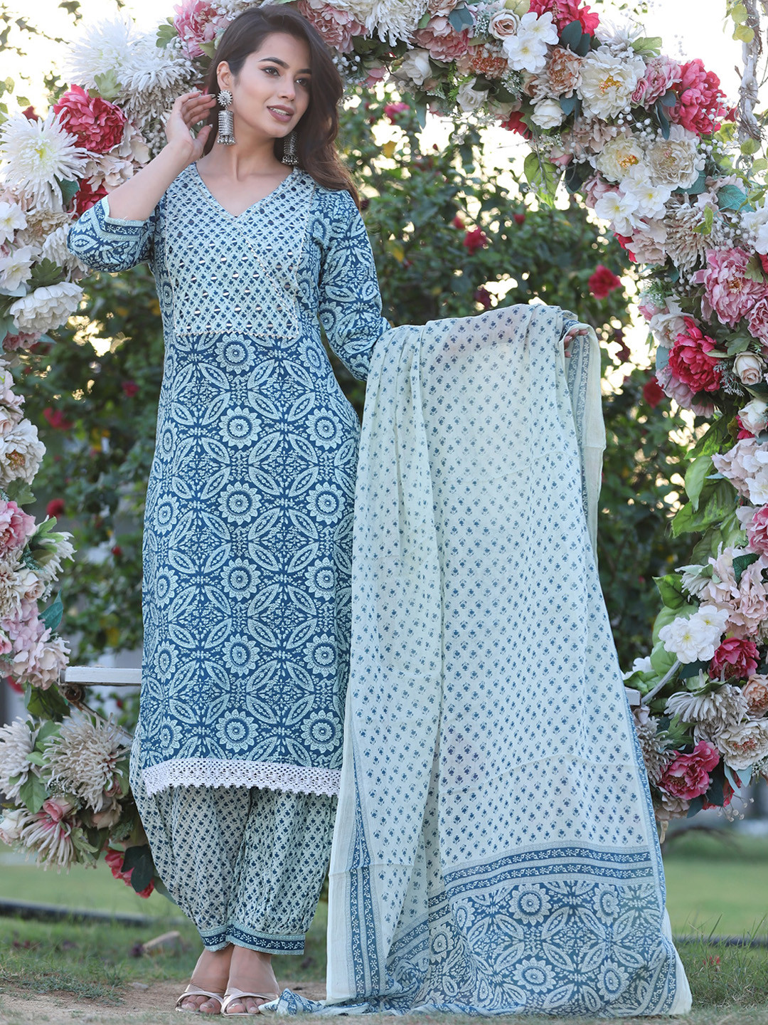 

SINGNI Ethnic Motifs Printed Gotta Patti Pure Cotton Kurta with Trousers & Dupatta, Blue