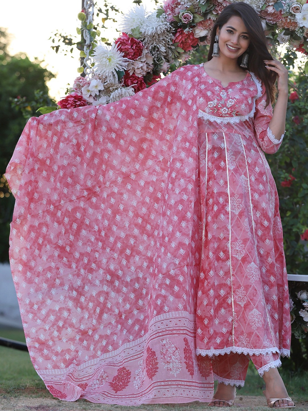 

SINGNI Printed Gotta Patti Pure Cotton Kurta with Trousers & Dupatta, Peach