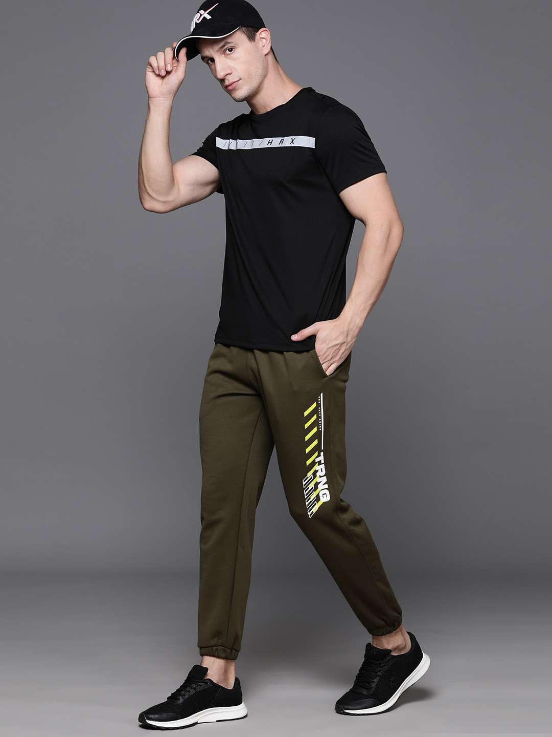 

HRX by Hrithik Roshan Men Rapid-Dry Training Joggers, Olive