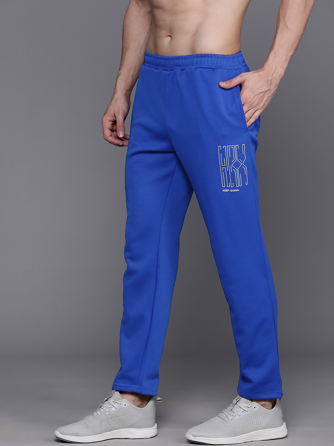

HRX by Hrithik Roshan Men Rapid-Dry Training Track Pants With Reflective Elements, Blue