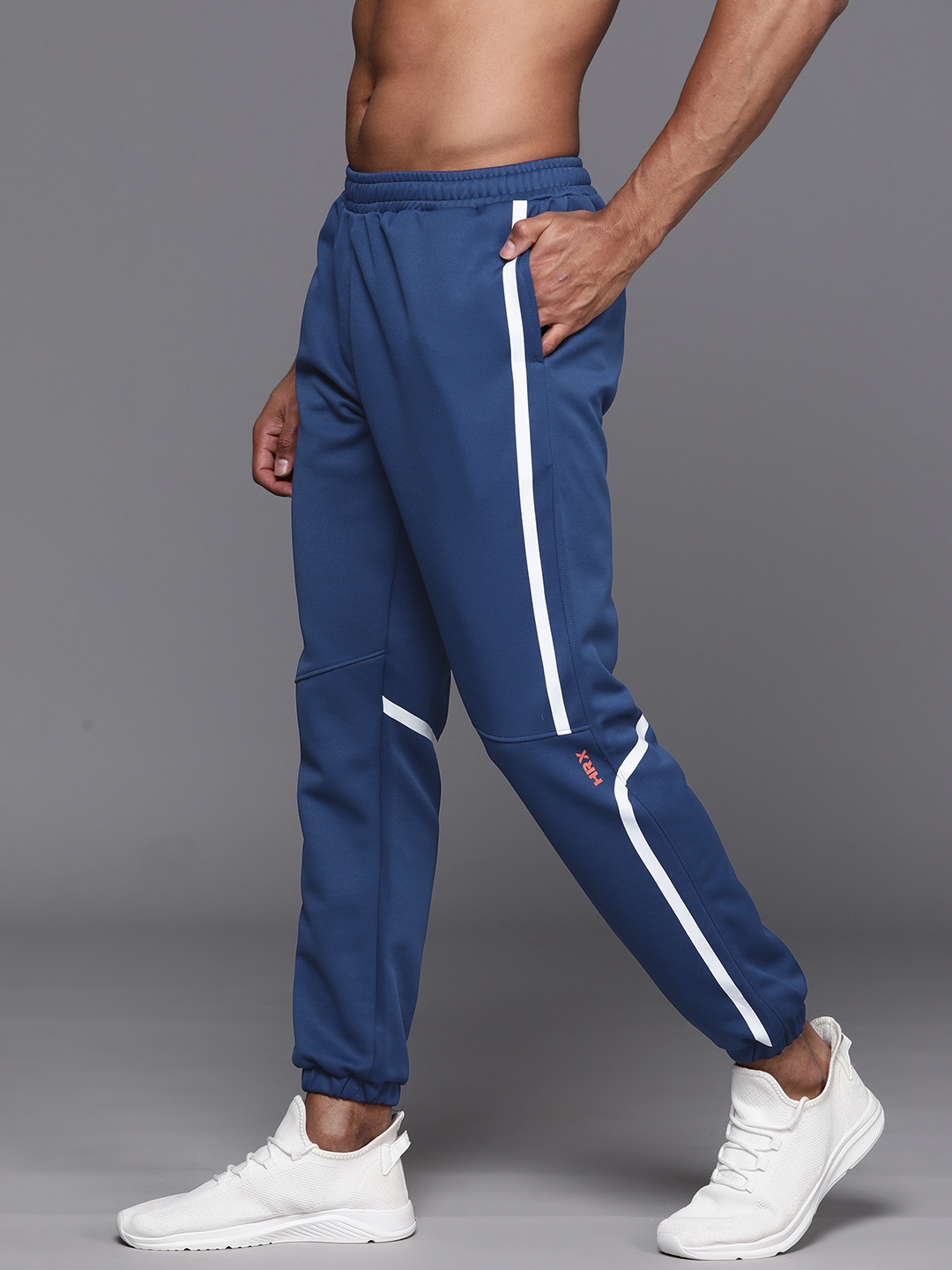 

HRX by Hrithik Roshan Men Rapid-Dry Training Joggers, Blue