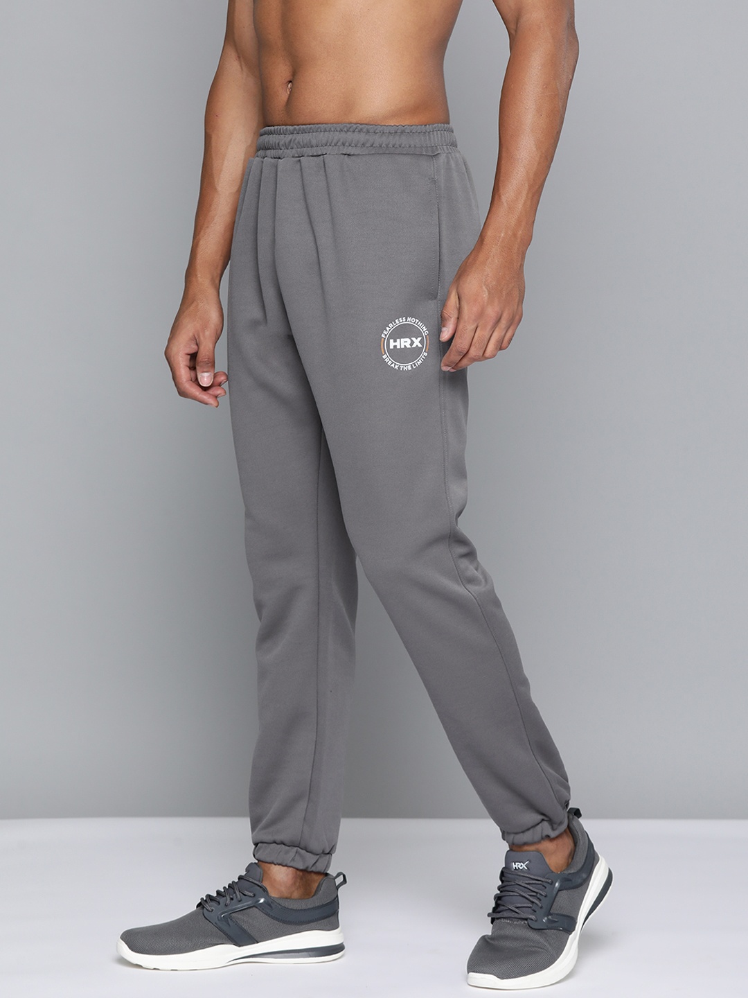 

HRX by Hrithik Roshan Men Rapid-Dry Training Joggers, Grey