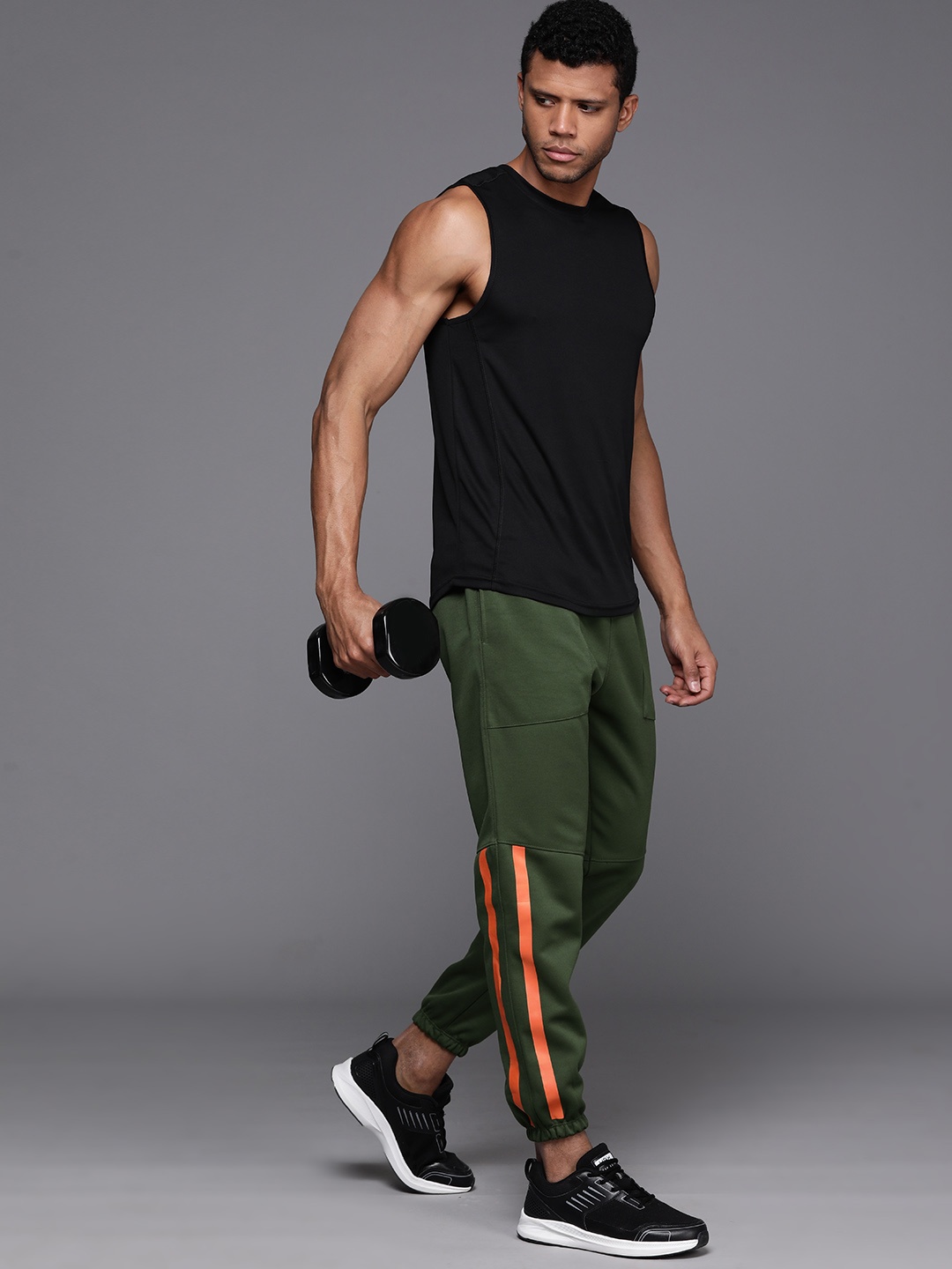 

HRX by Hrithik Roshan Men Rapid-Dry Training Joggers, Olive