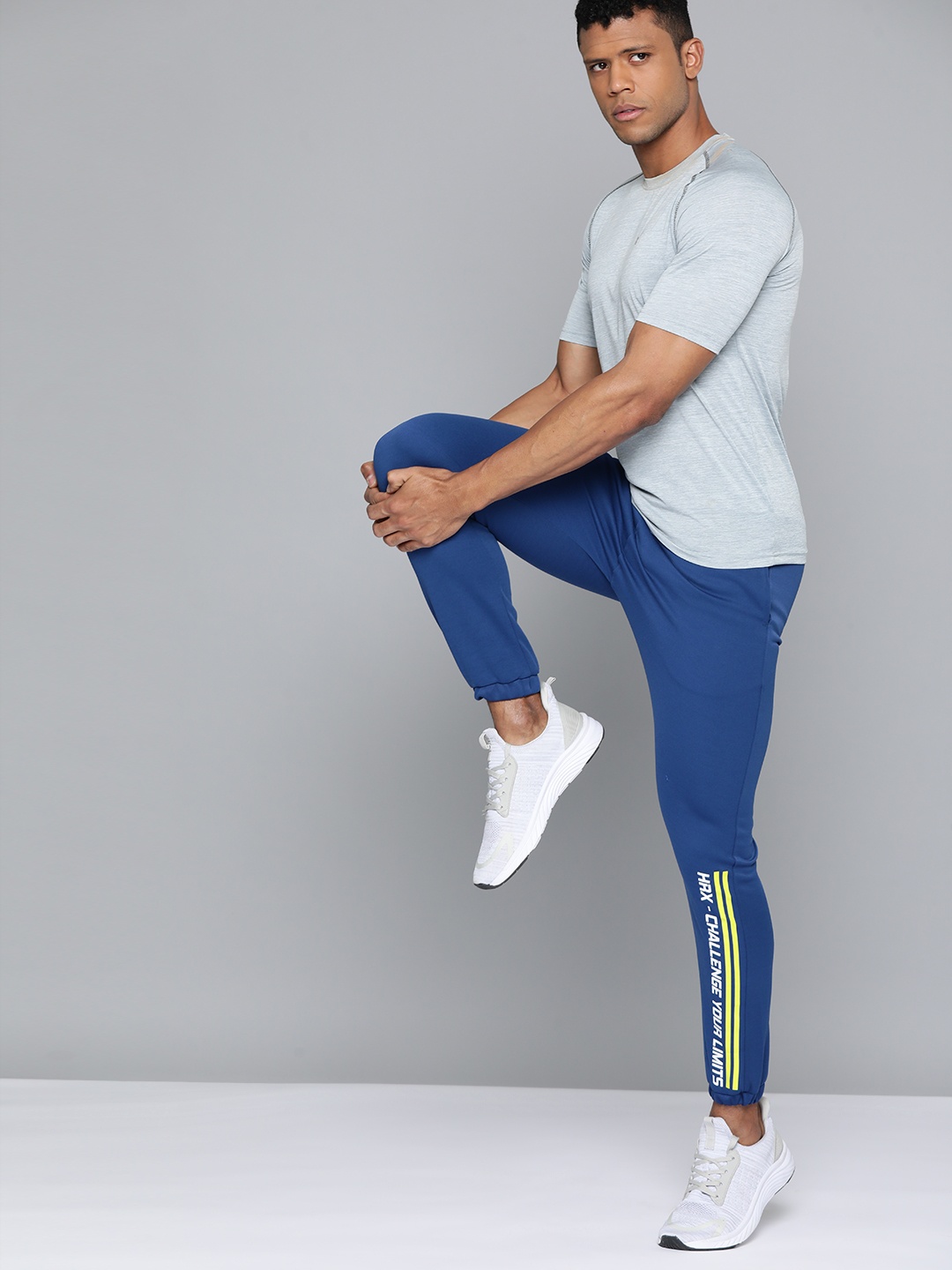 

HRX by Hrithik Roshan Men Rapid-Dry Training Joggers, Navy blue