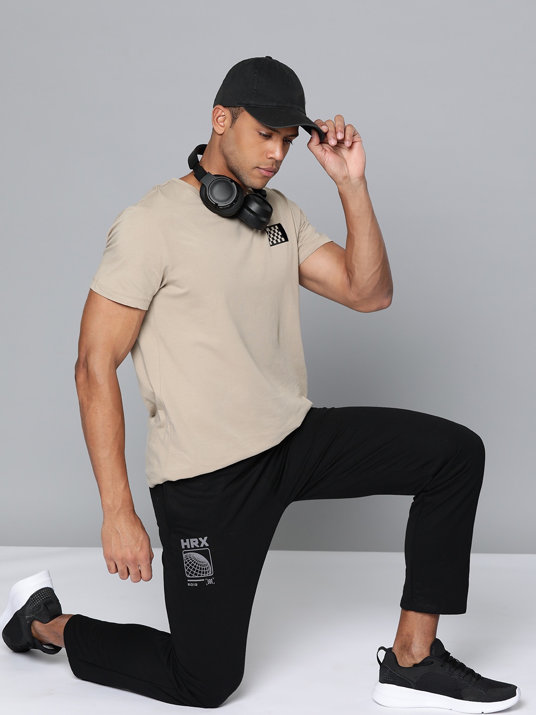 

HRX by Hrithik Roshan Men Lifestyle Track Pants, Black