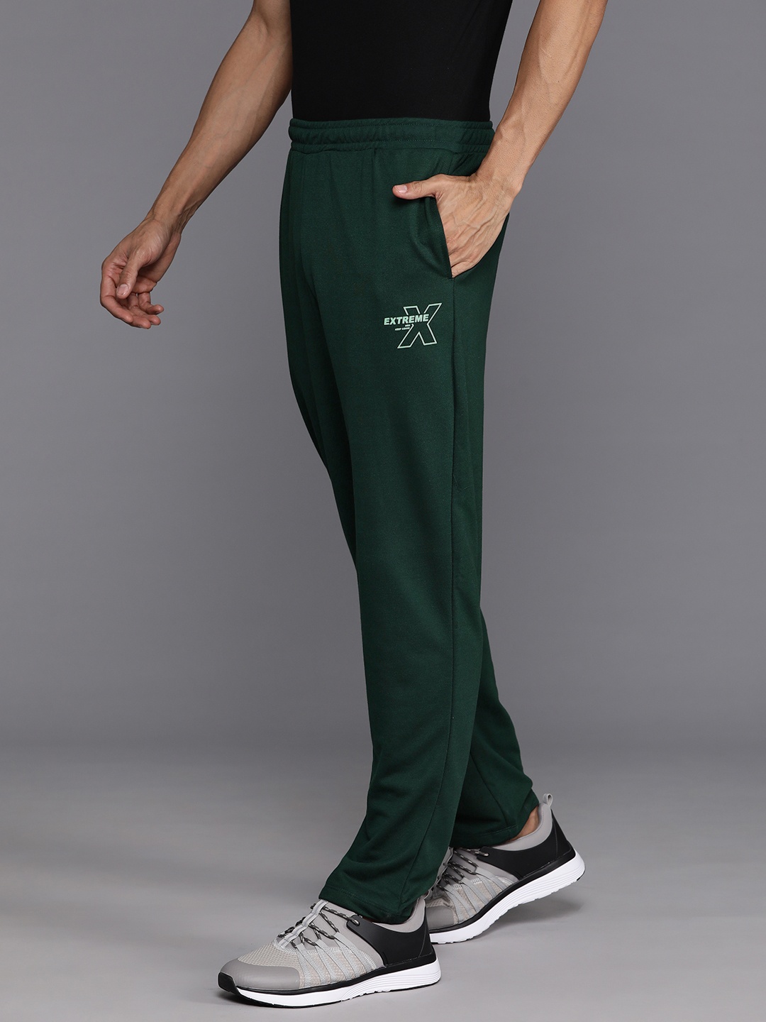 

HRX by Hrithik Roshan Men Lifestyle Track Pants, Green