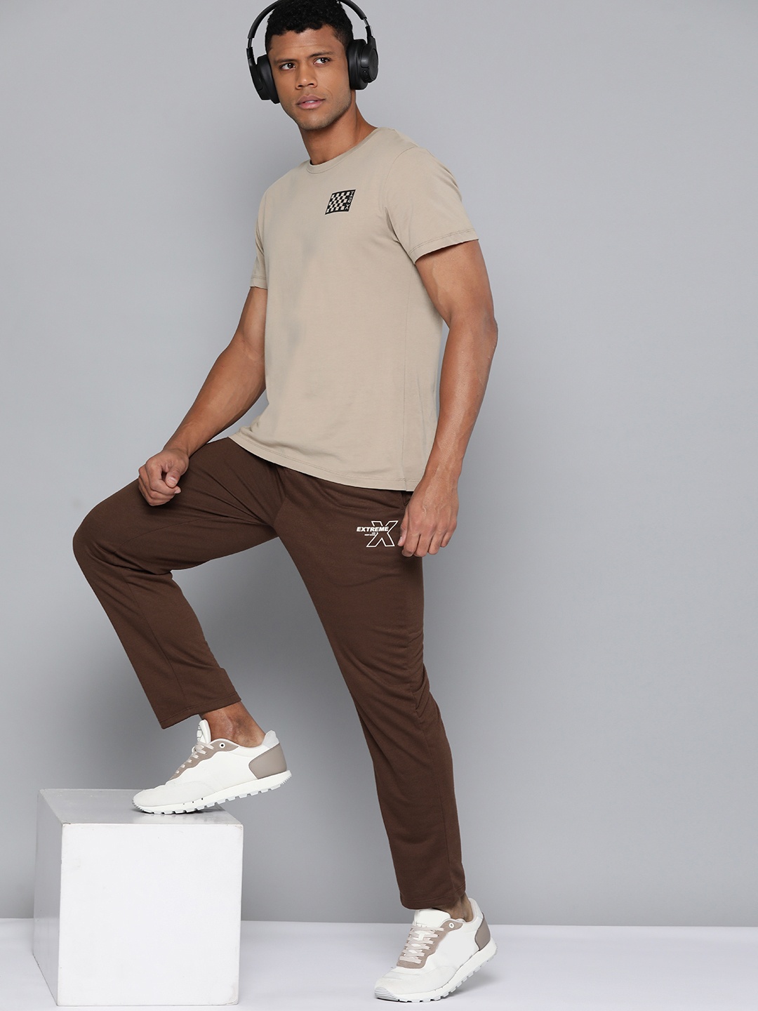 

HRX by Hrithik Roshan Men Printed Detail Lifestyle Track Pants, Brown