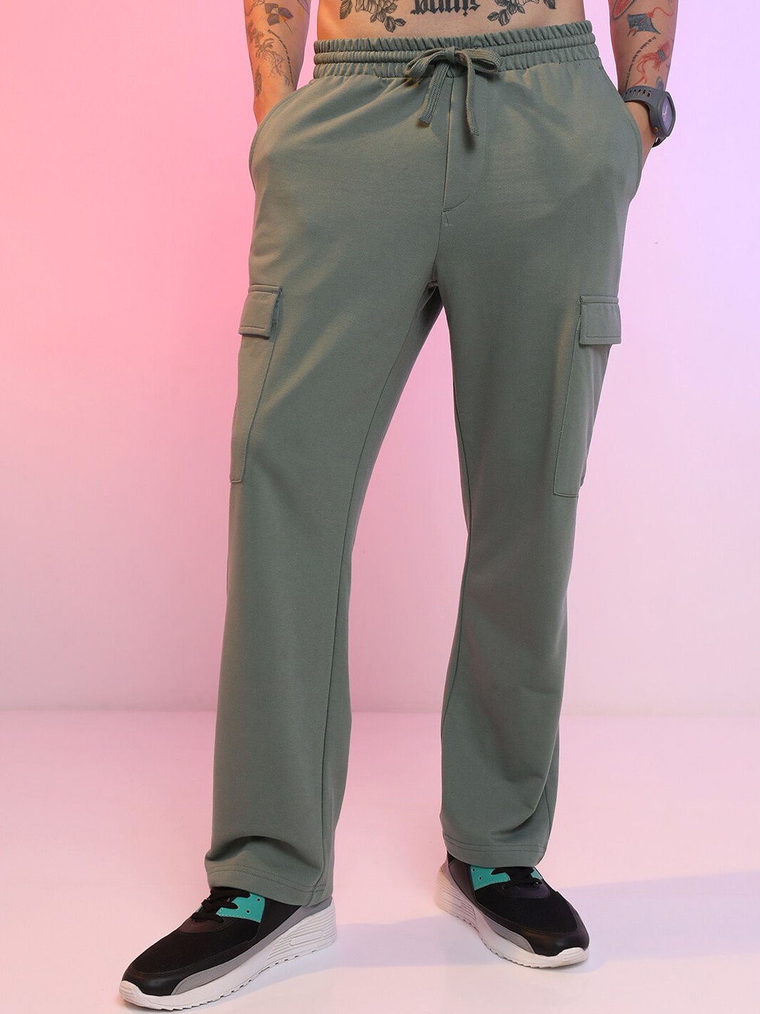 

HIGHLANDER Men Mid Rise Relaxed Fit Track Pants, Green